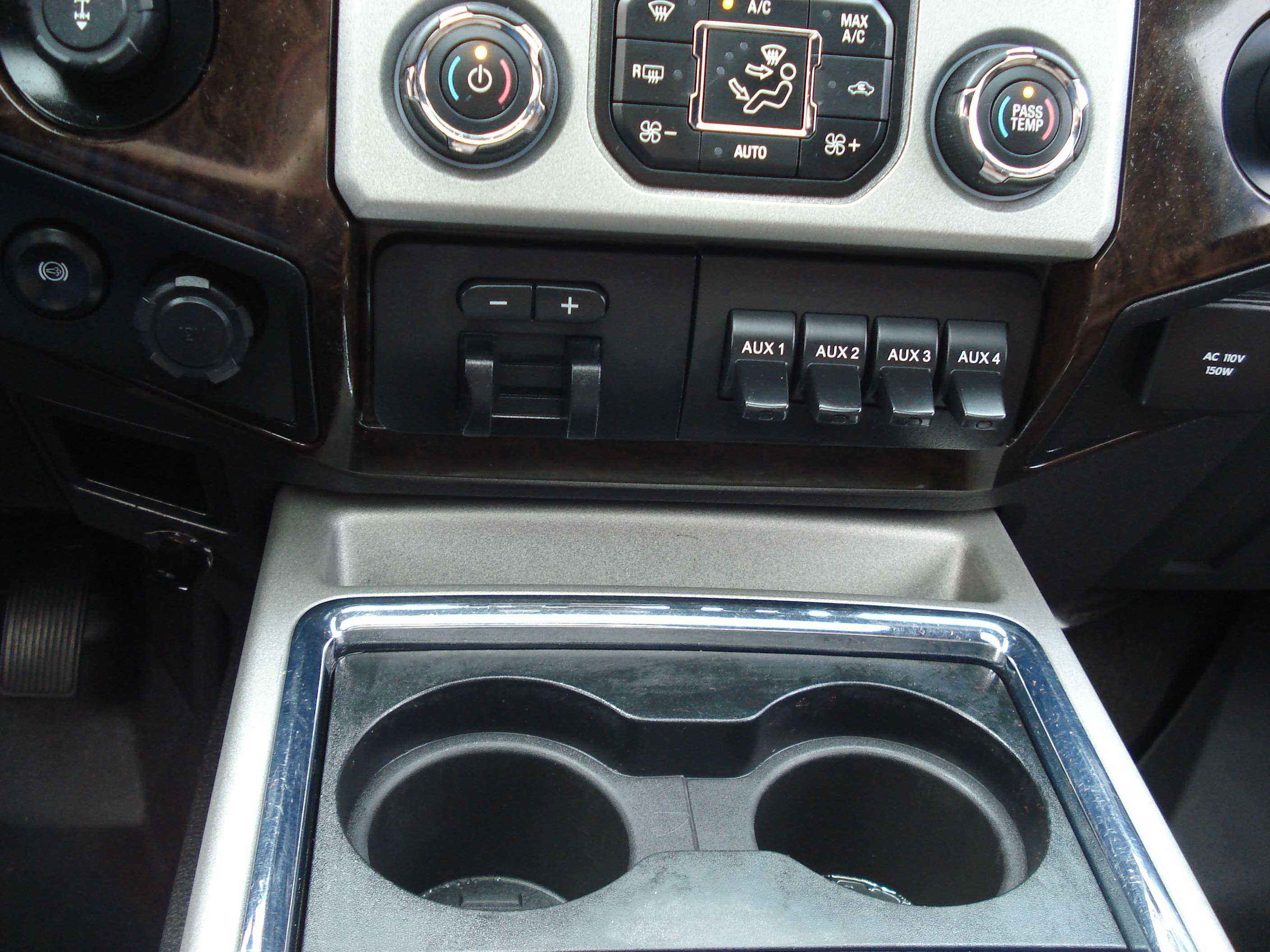Ford F-250 Super Duty Image 21