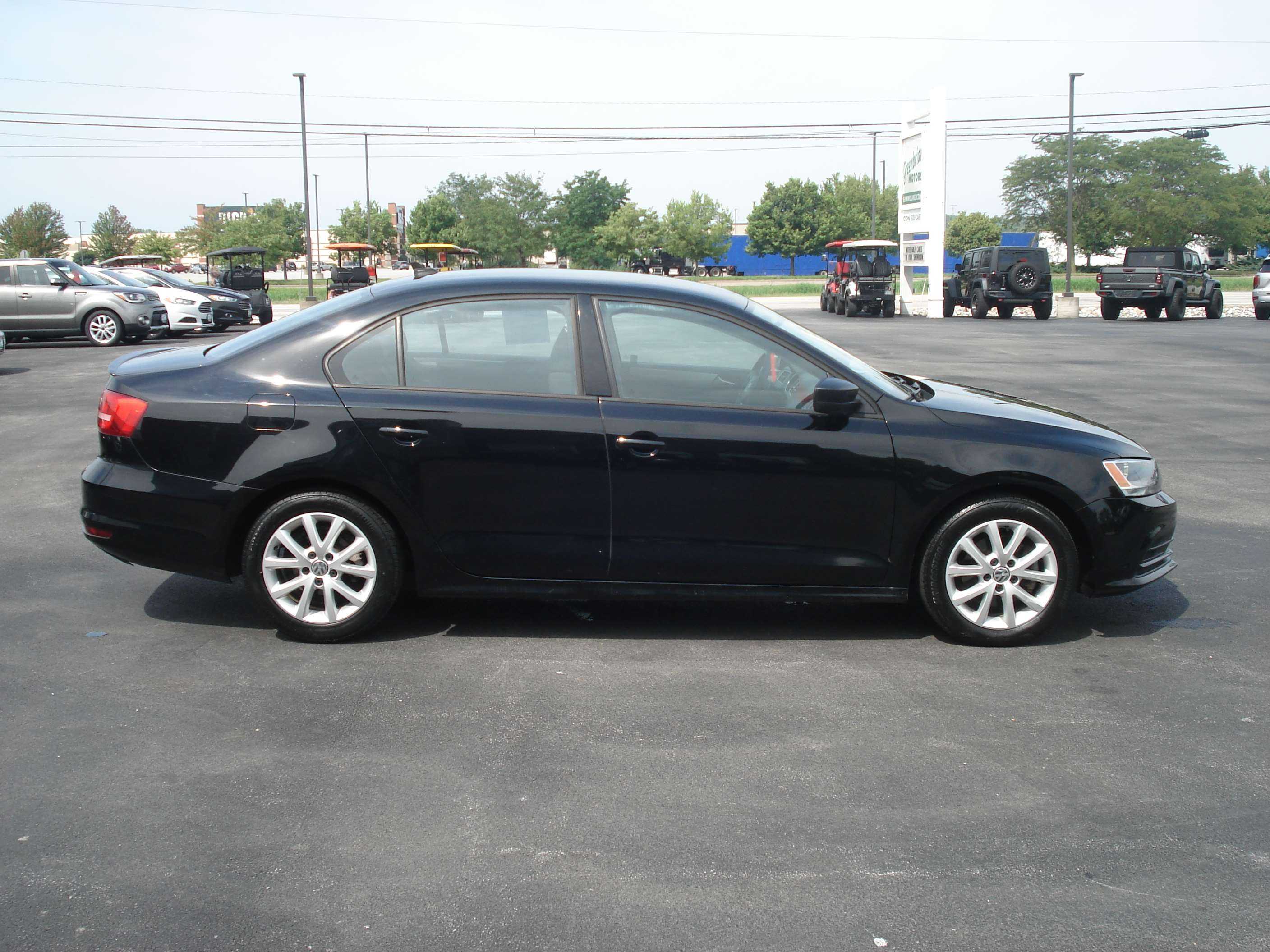 Volkswagen Jetta Image 5