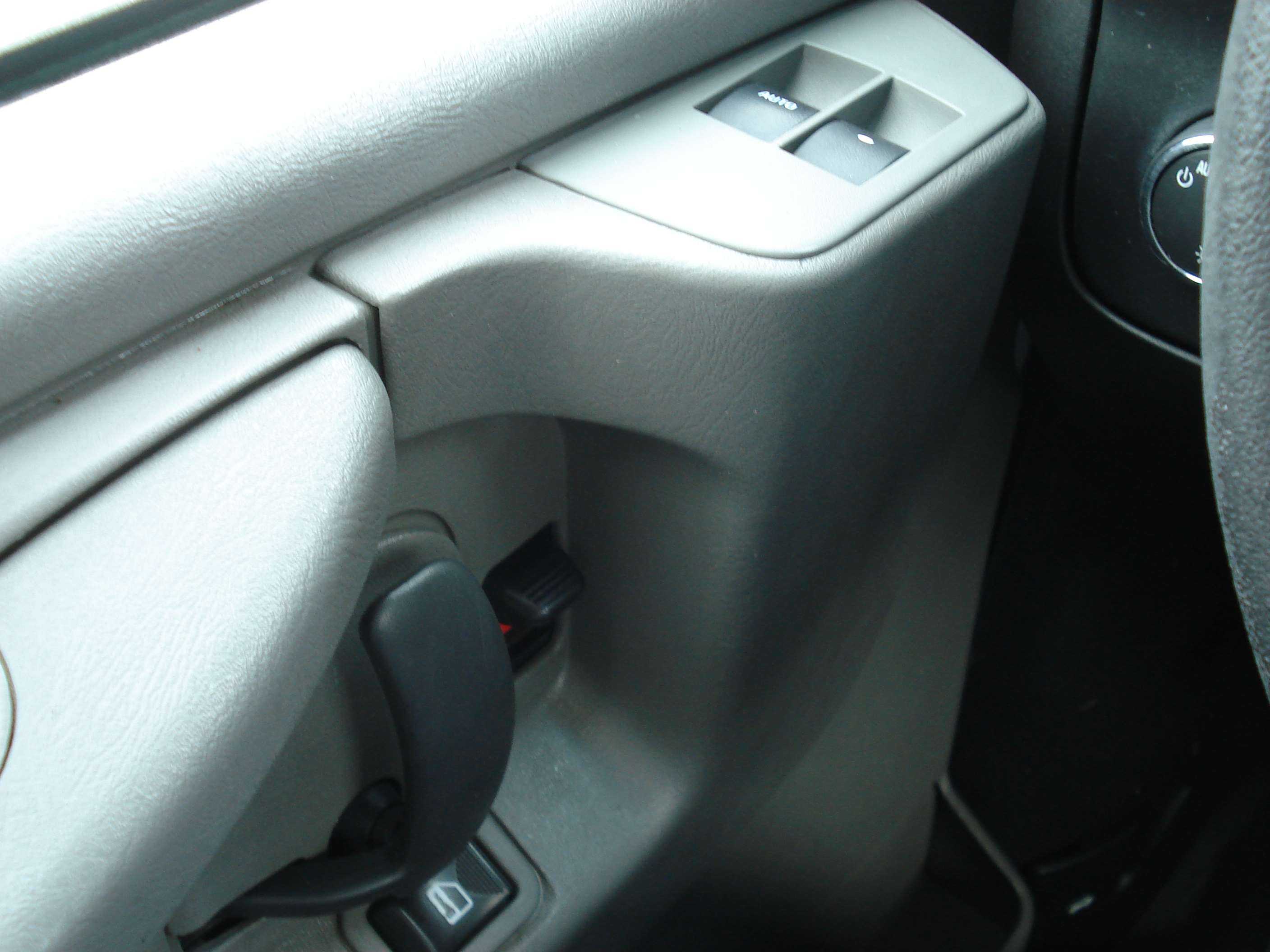 Chevrolet Express Image 10