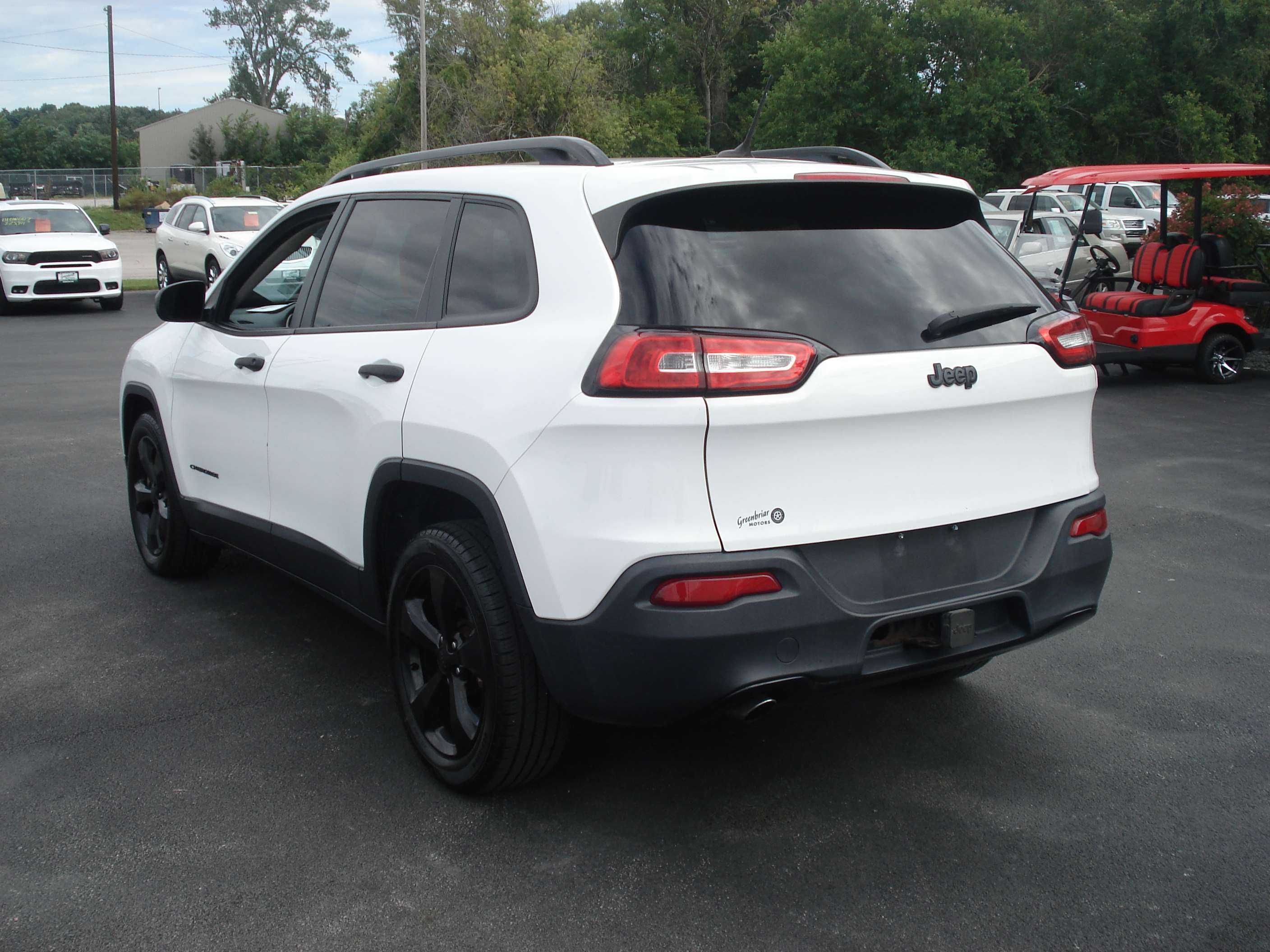 Jeep Cherokee Image 8