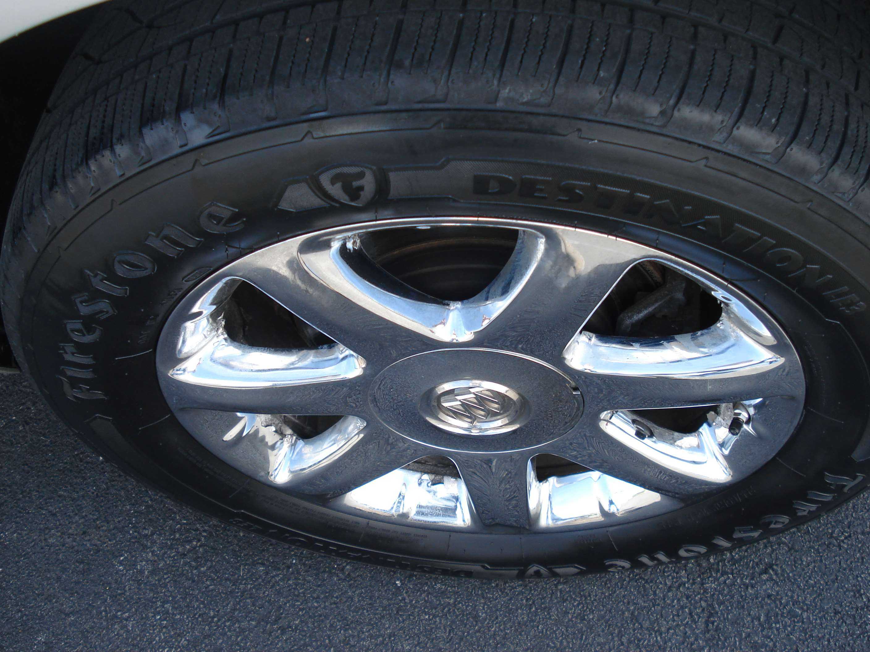 Buick Enclave Image 10