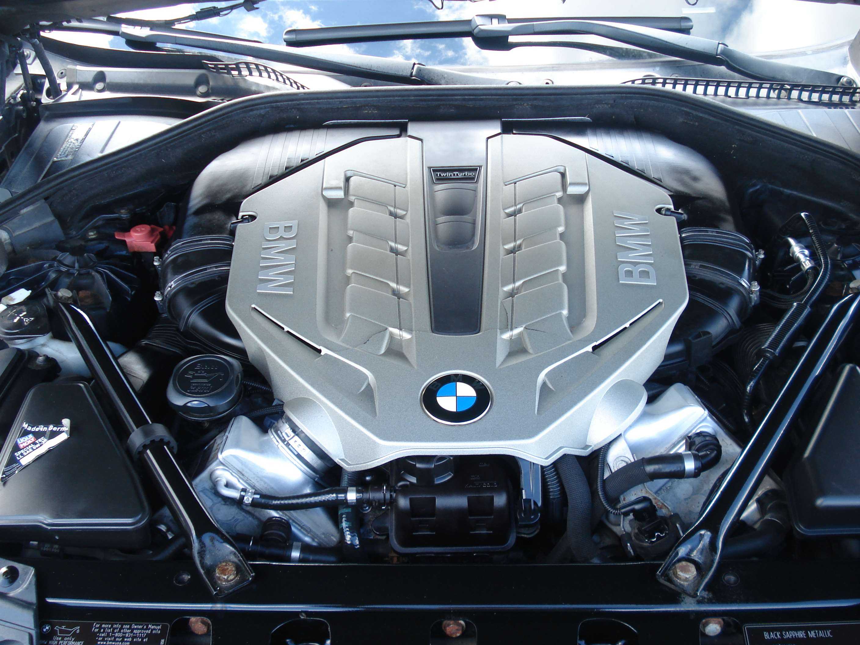 Bmw 7 Series Image 9
