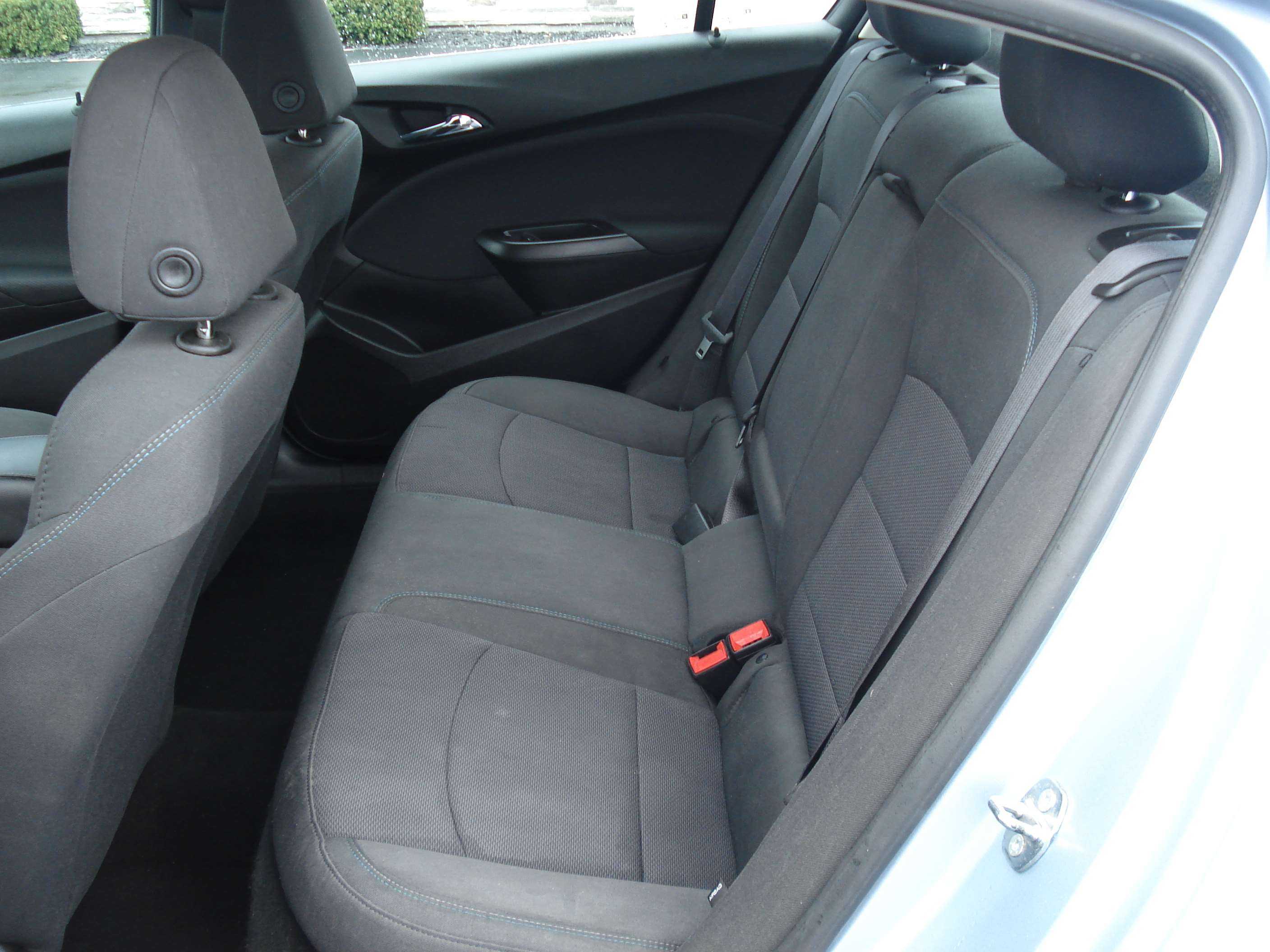 Chevrolet Cruze Image 12