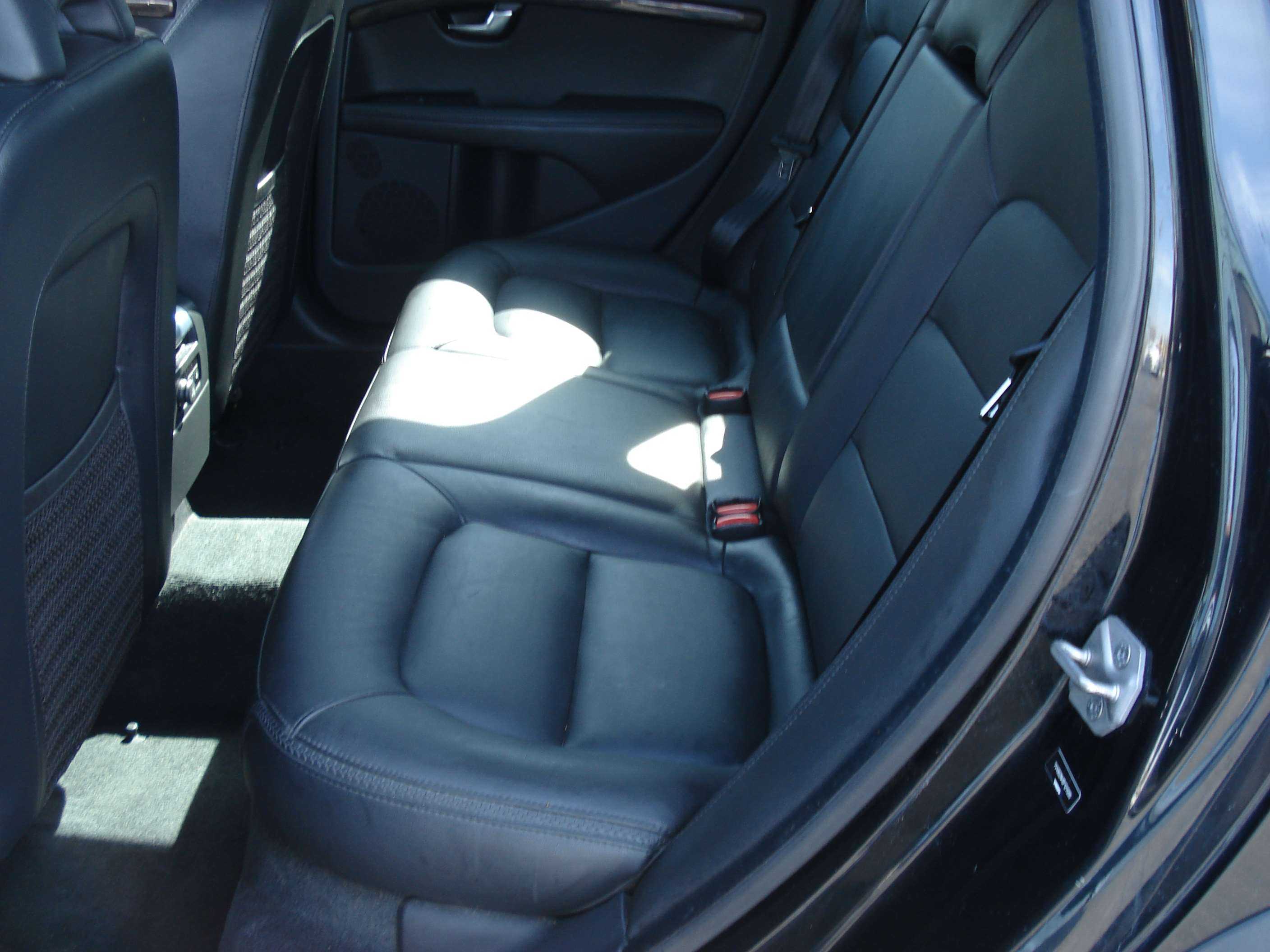 Volvo Xc70 Image 12