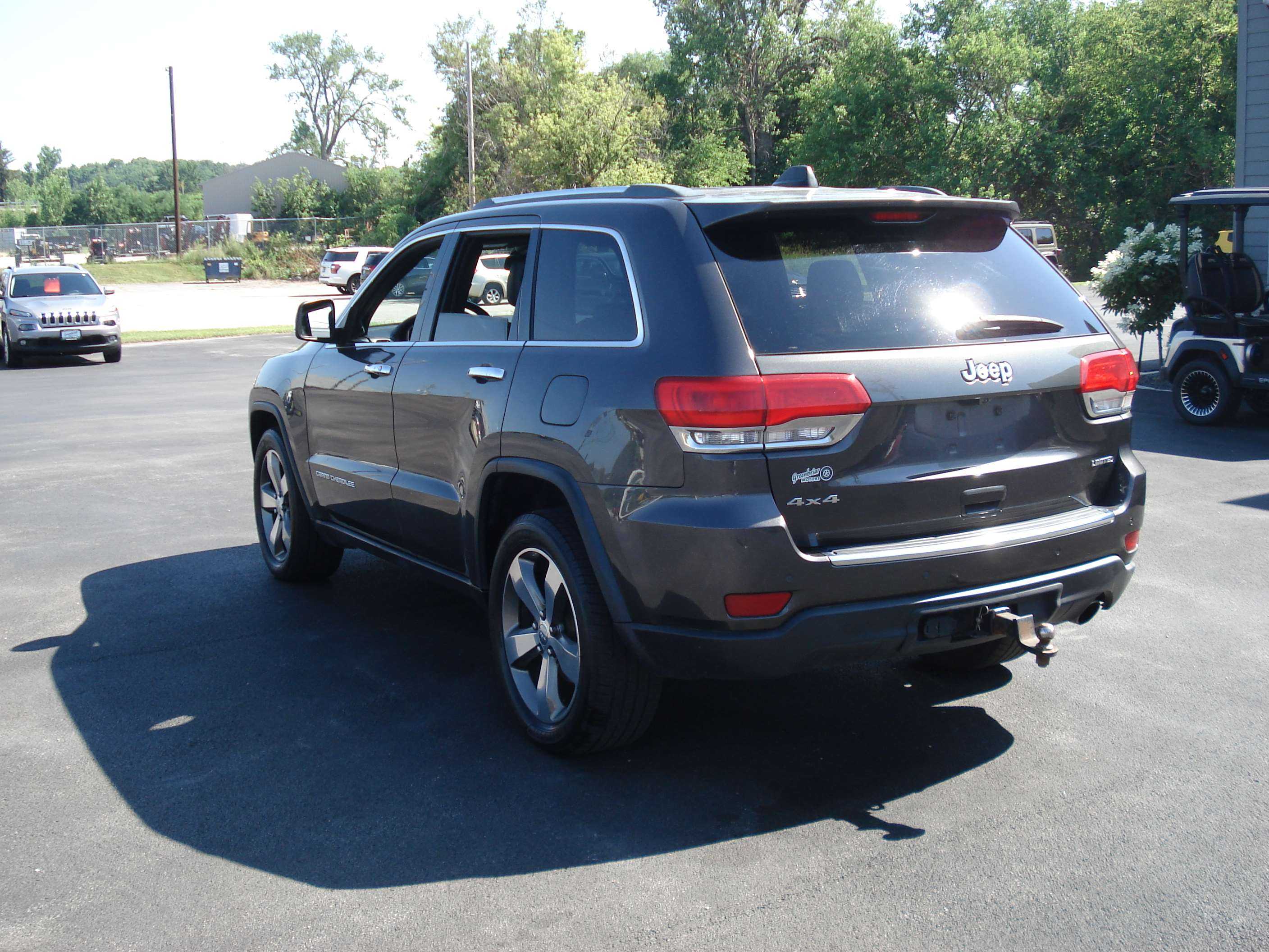 Jeep Grand Cherokee Image 8