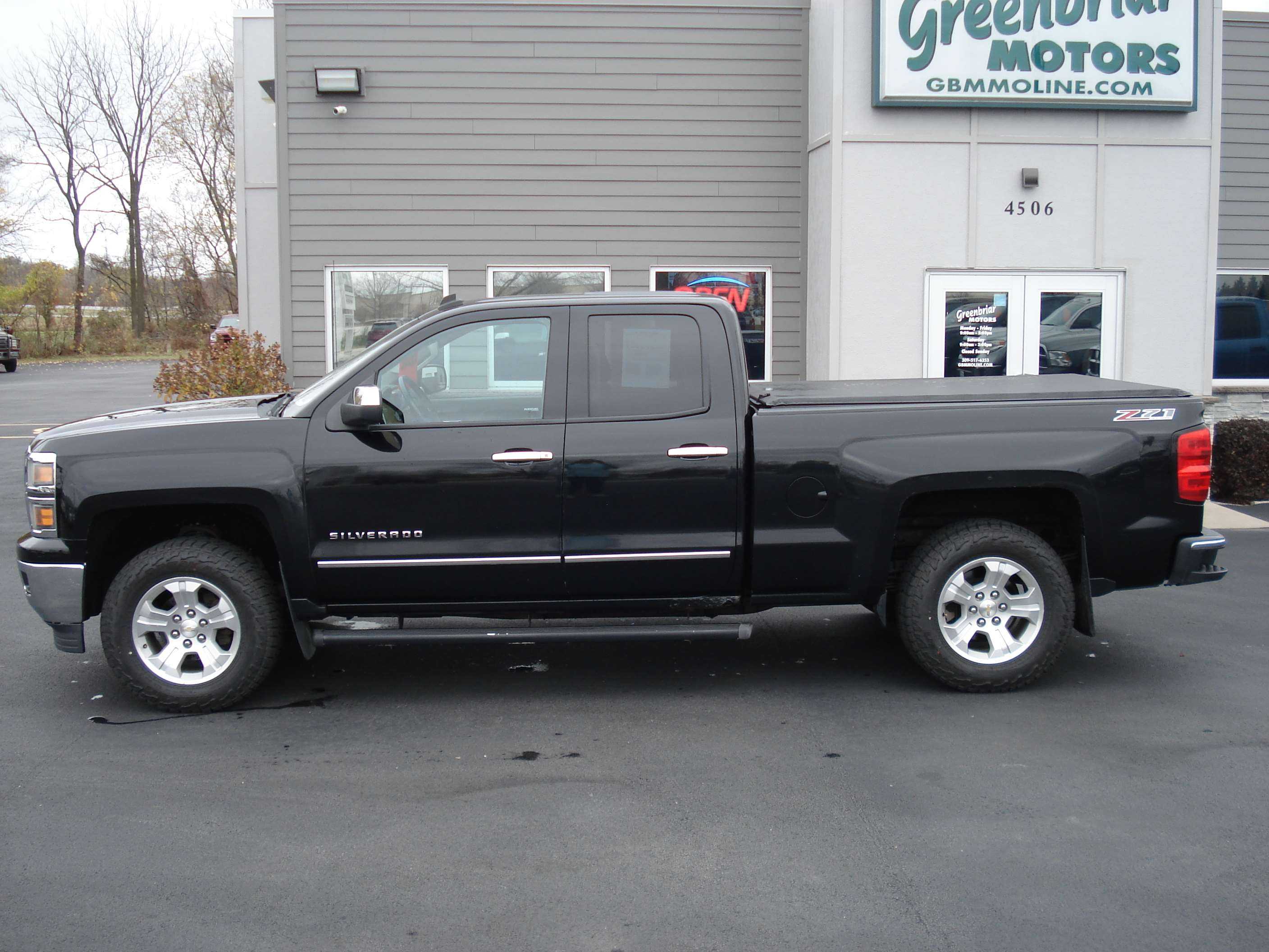 Chevrolet Silverado 1500 Image 1