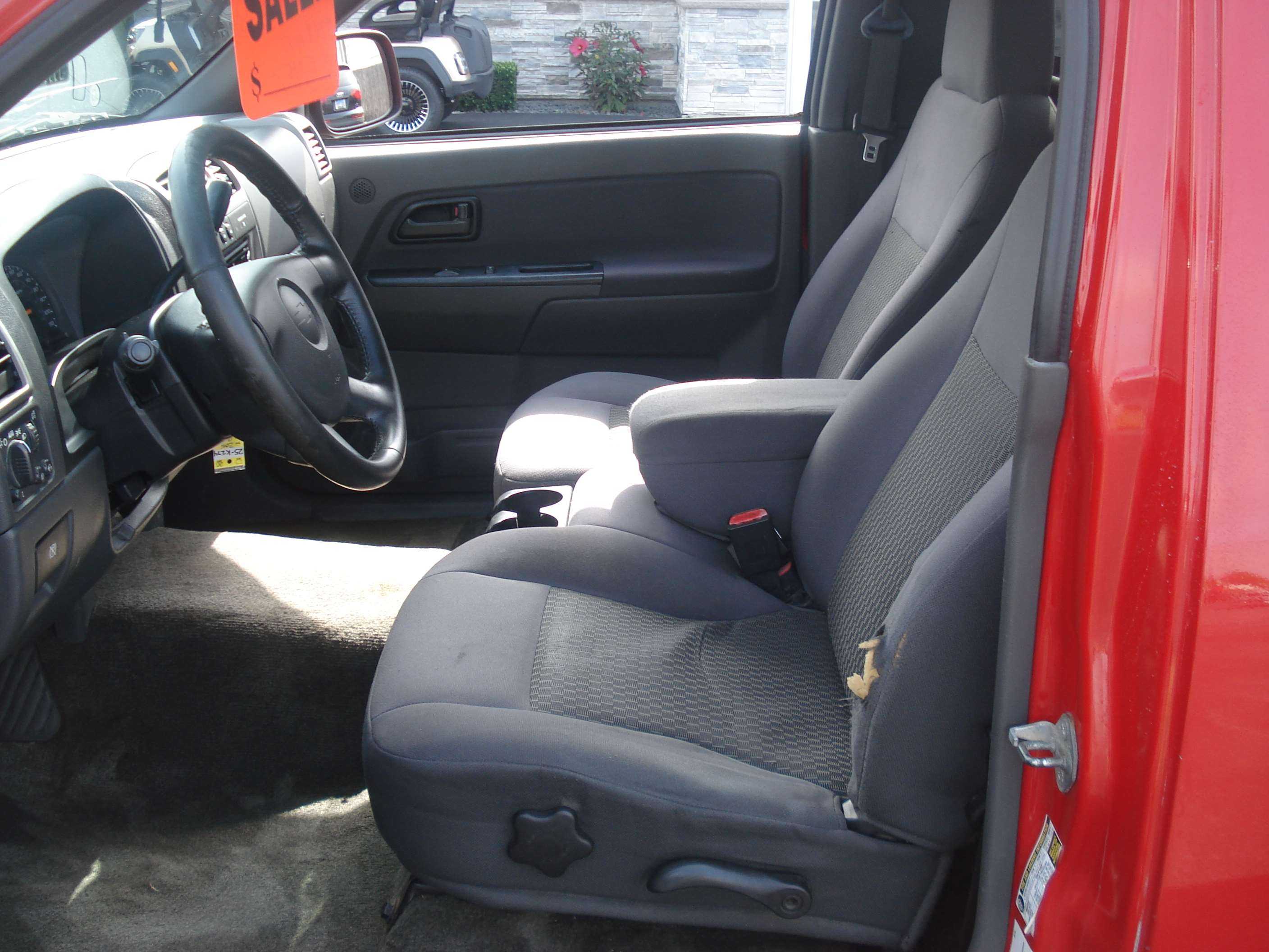 Chevrolet Colorado Image 11