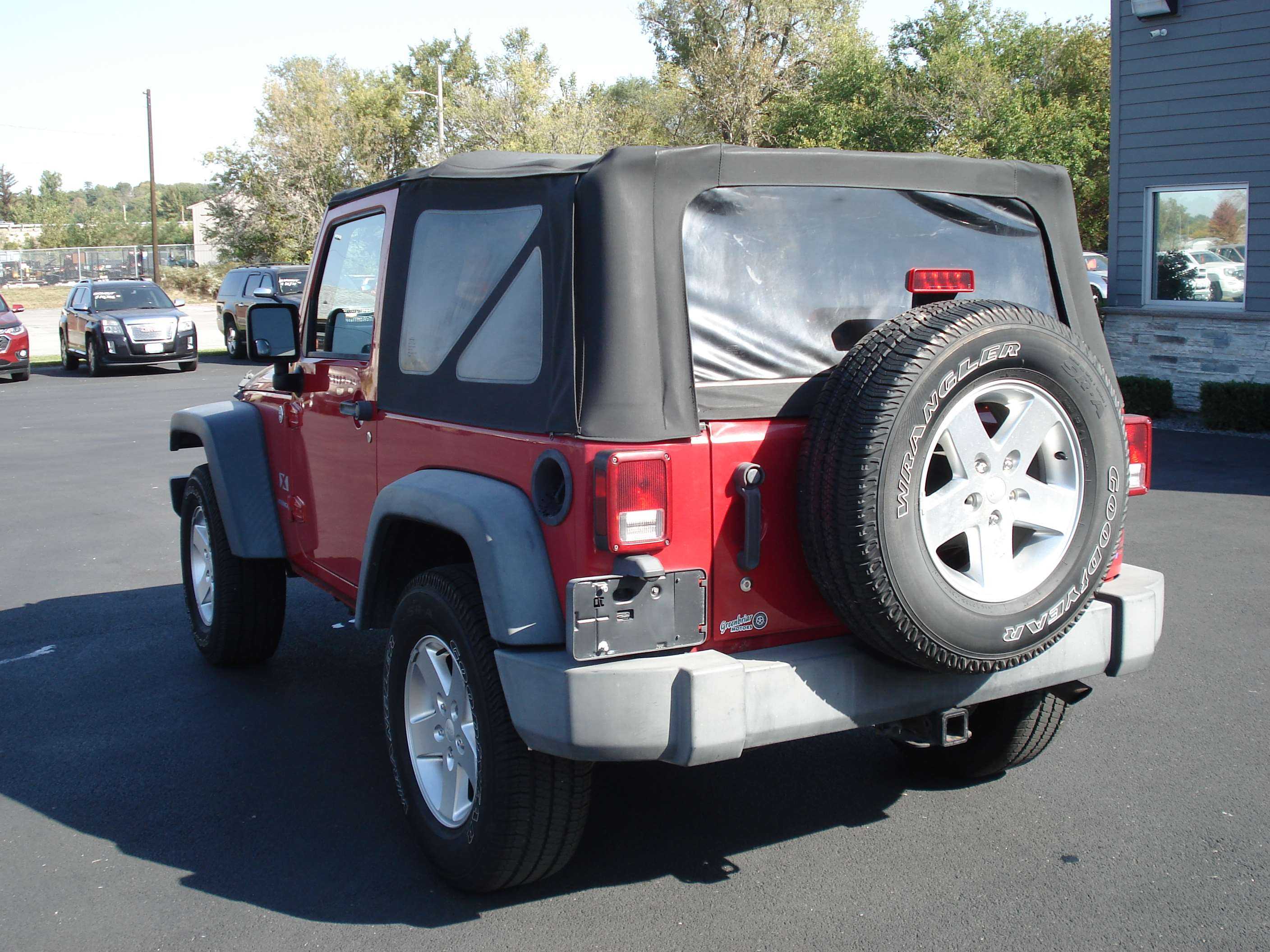 Jeep Wrangler Image 8