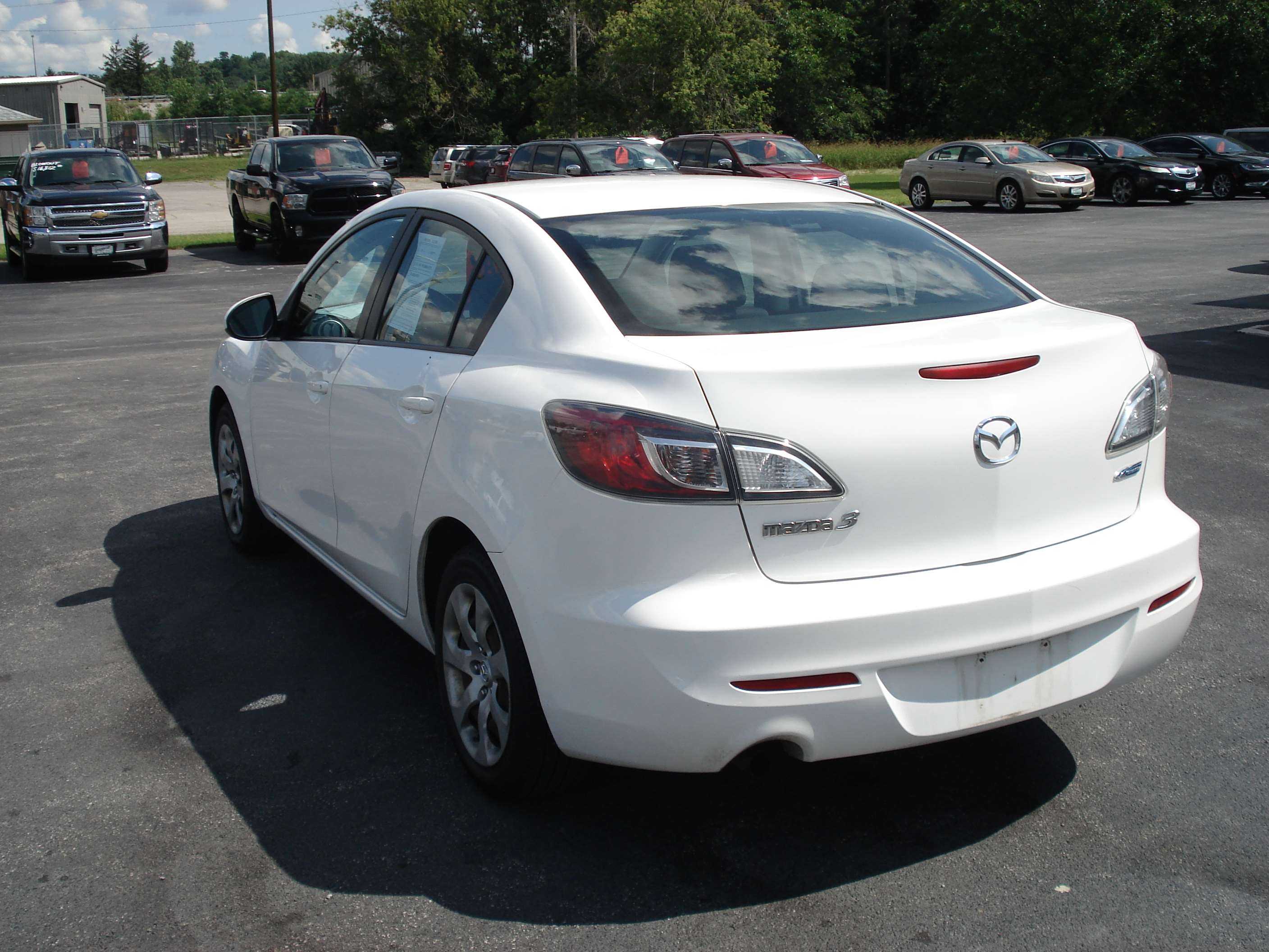 Mazda Mazda3 Image 8