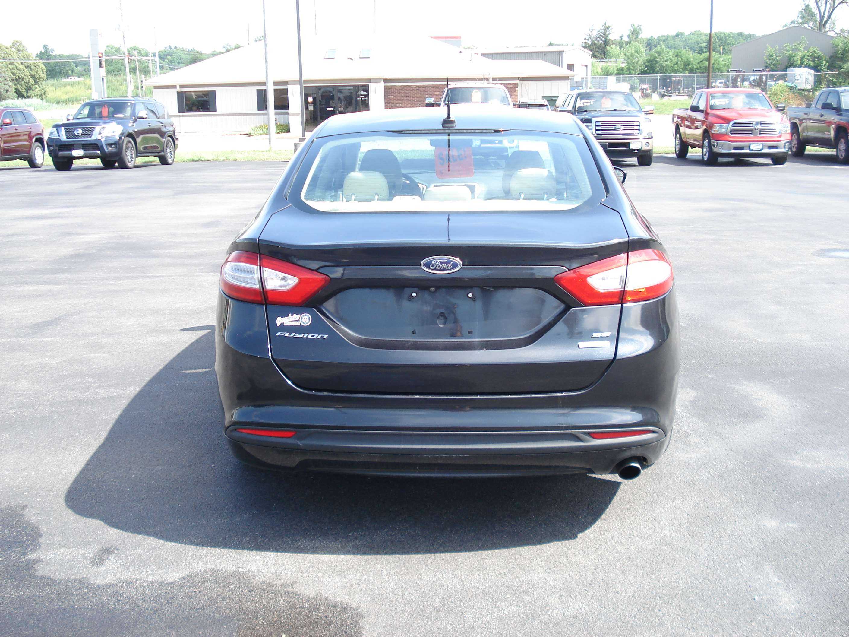 Ford Fusion Image 7