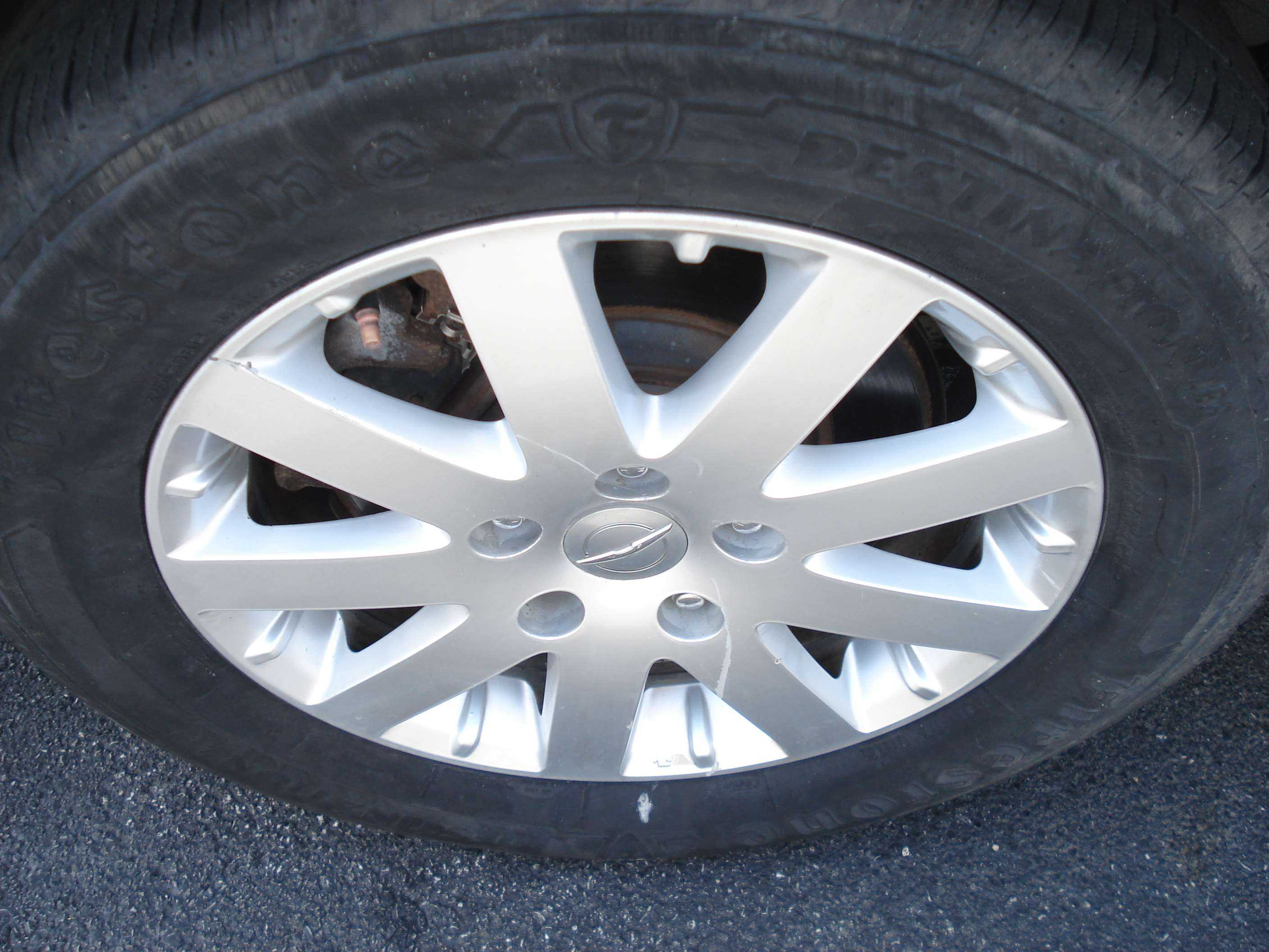 Chrysler Town And Country Image 5