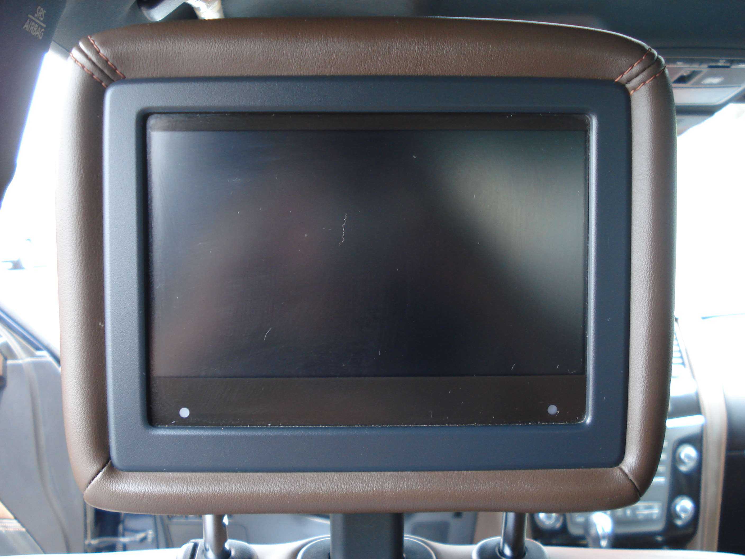 Nissan Armada Image 17