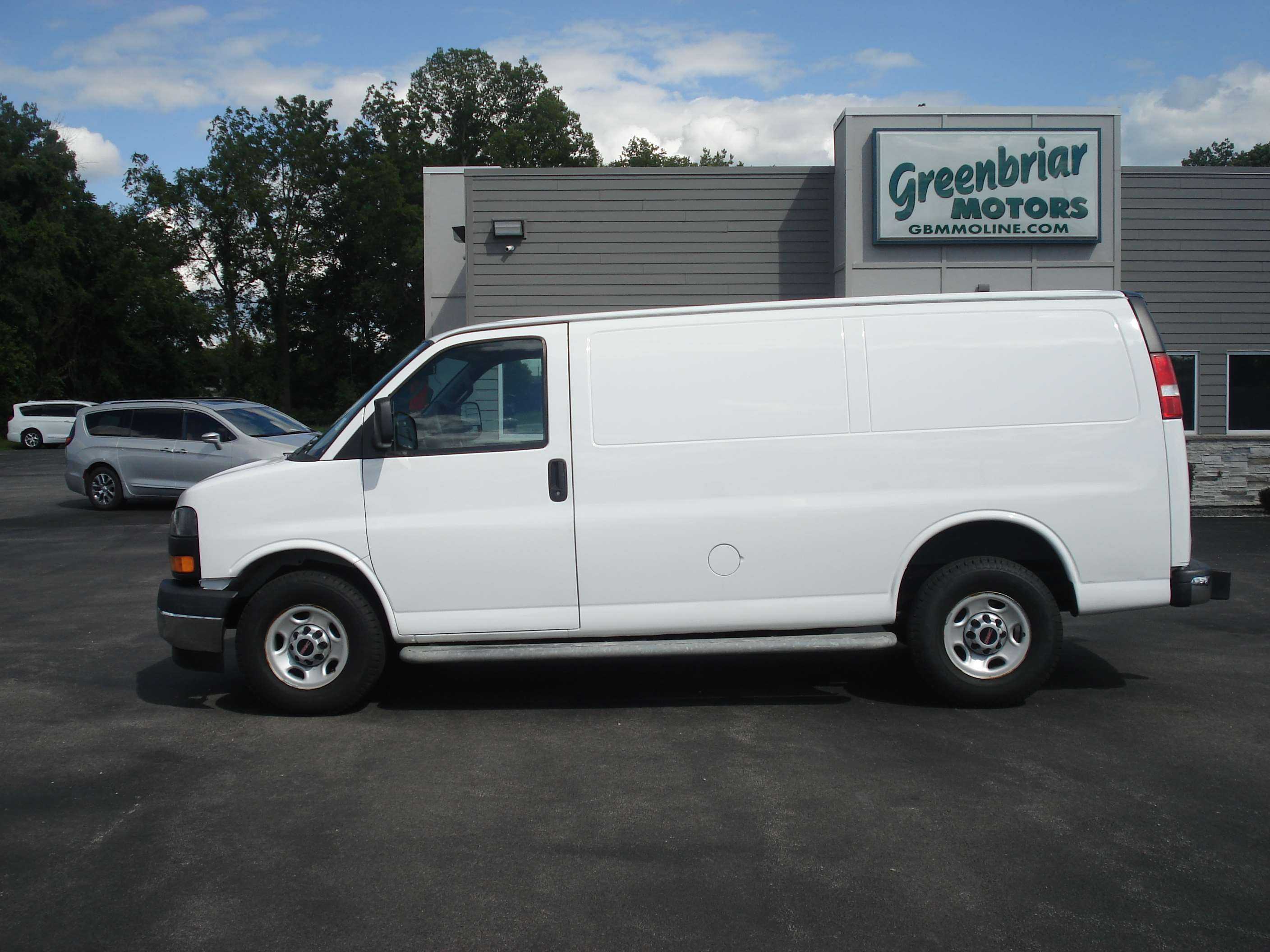 Gmc Savana Image 1