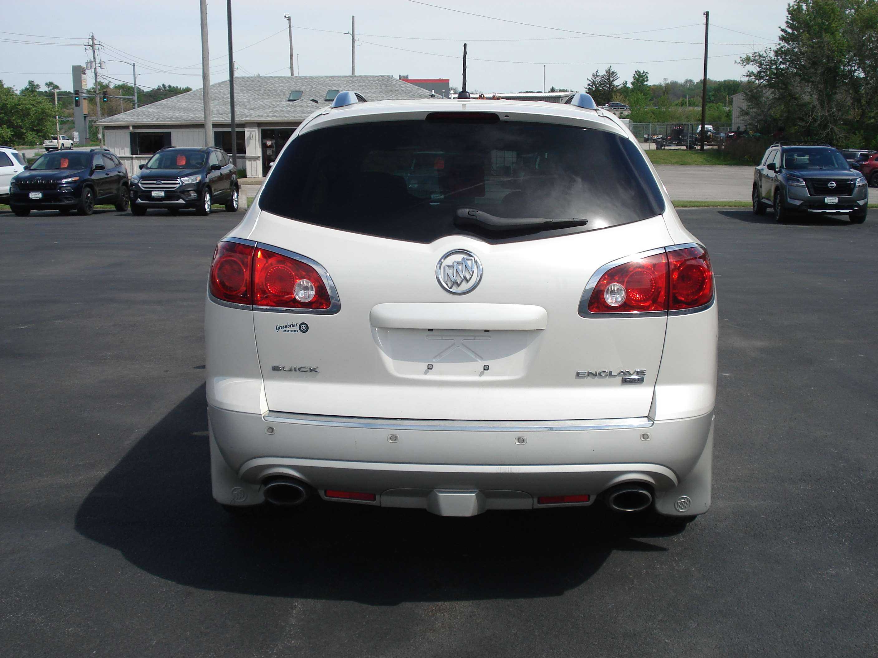 Buick Enclave Image 7