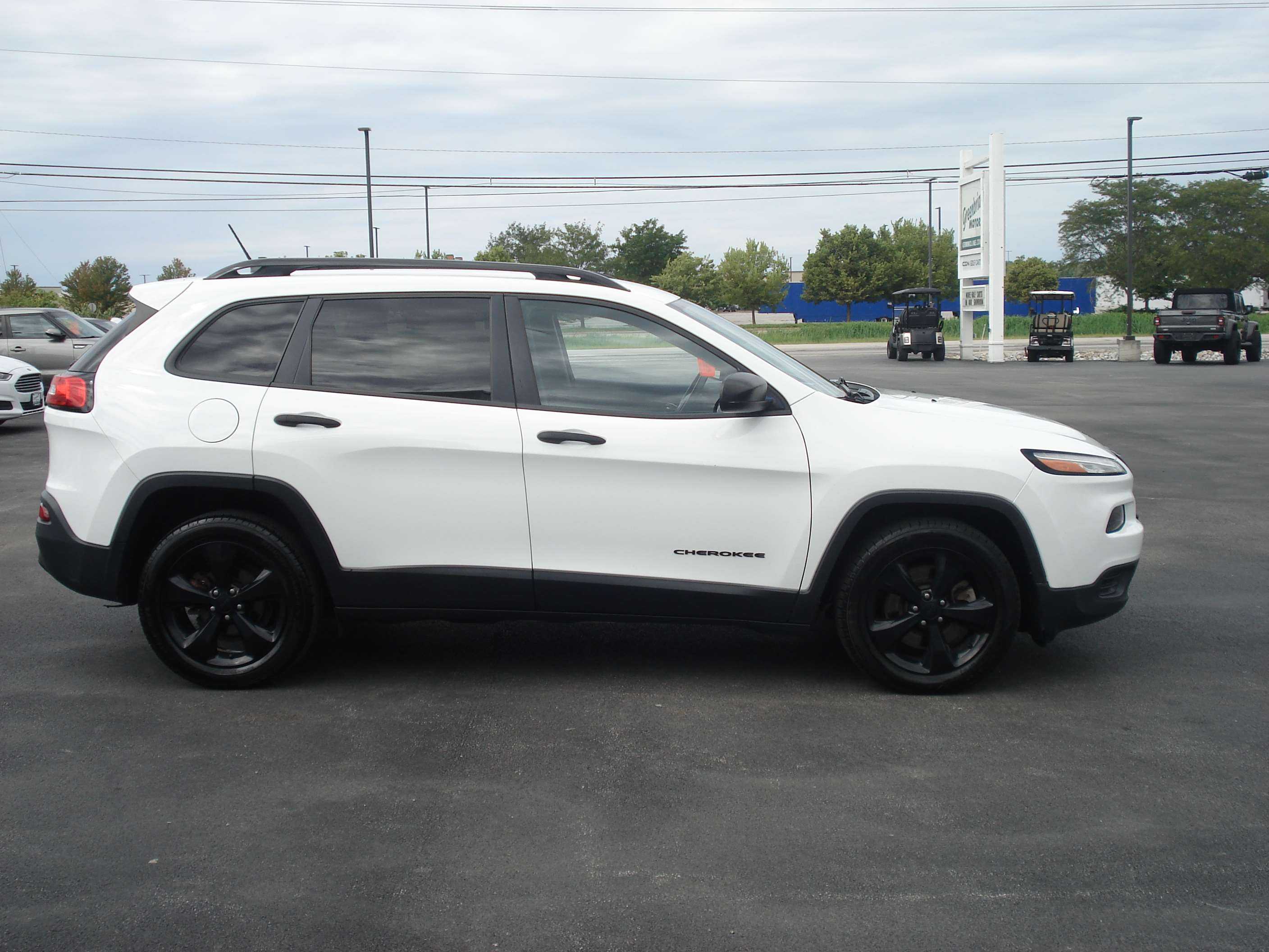 Jeep Cherokee Image 5