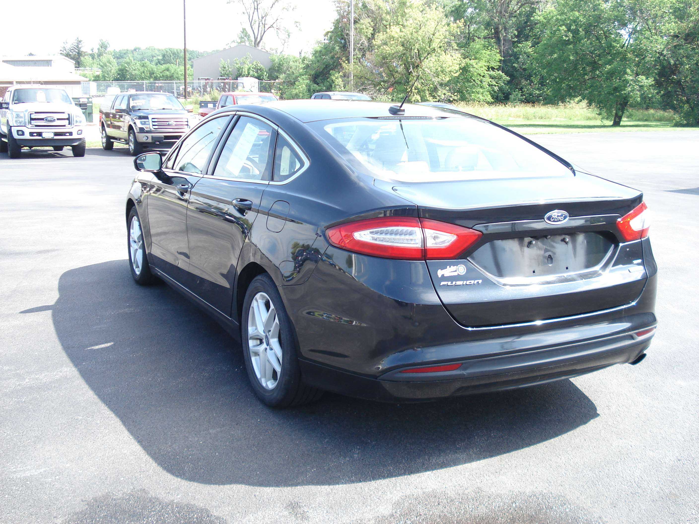 Ford Fusion Image 8