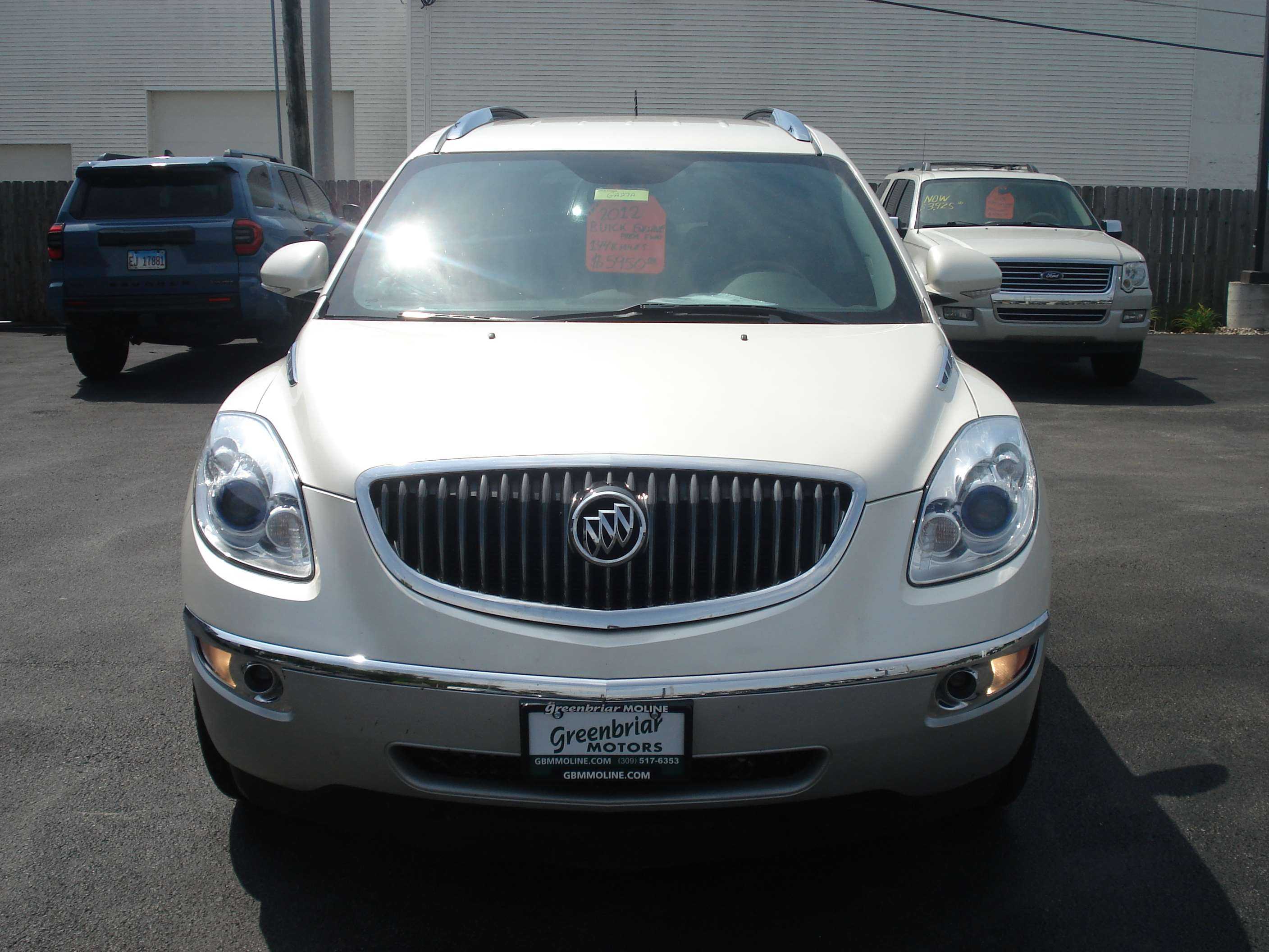 Buick Enclave Image 2