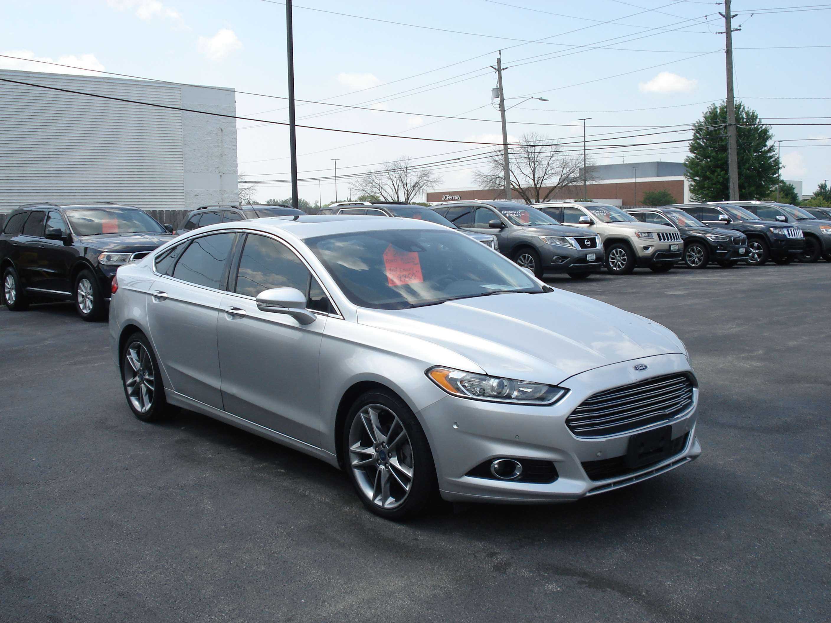 Ford Fusion Image 4