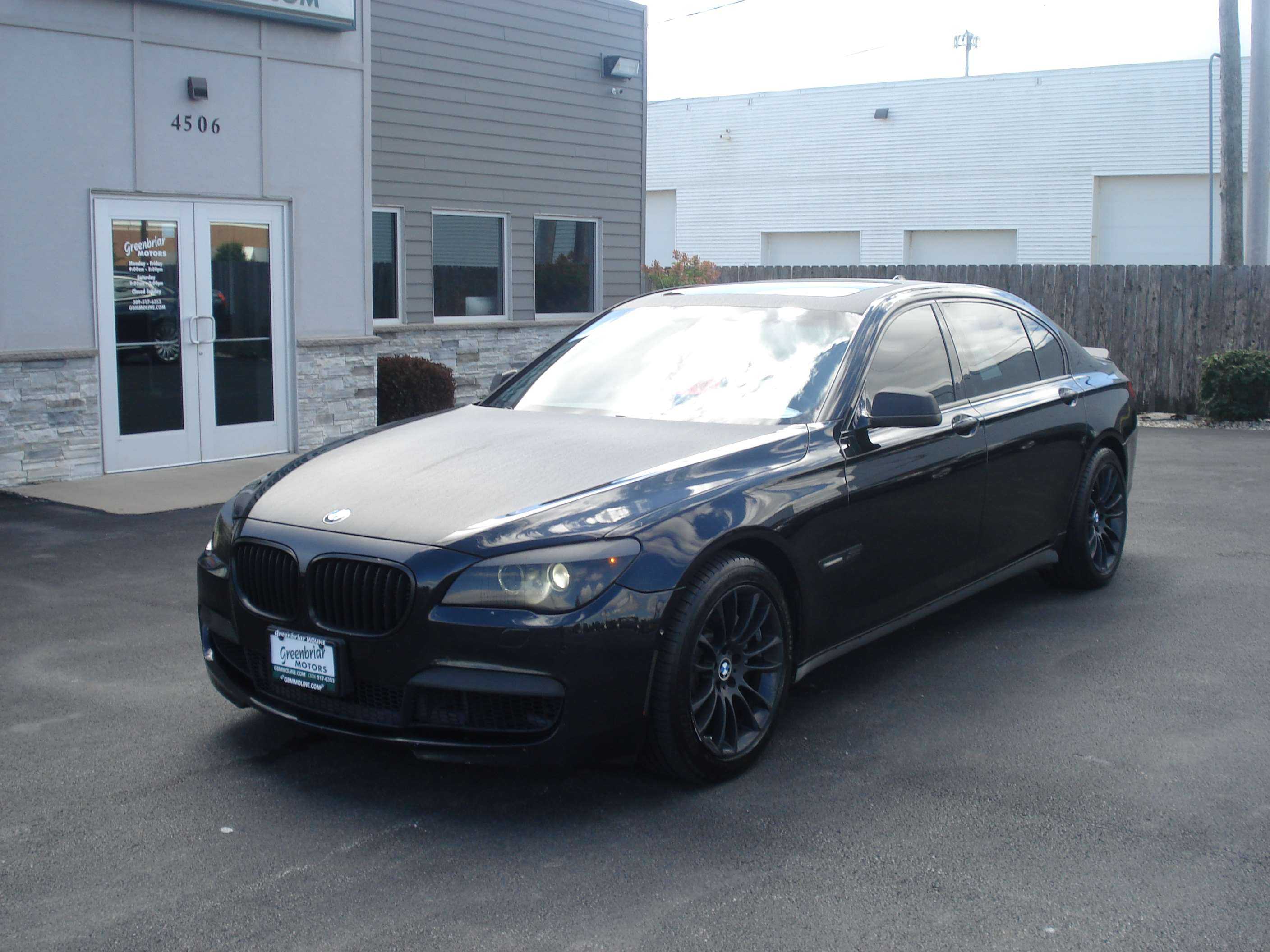 Bmw 7 Series Image 2