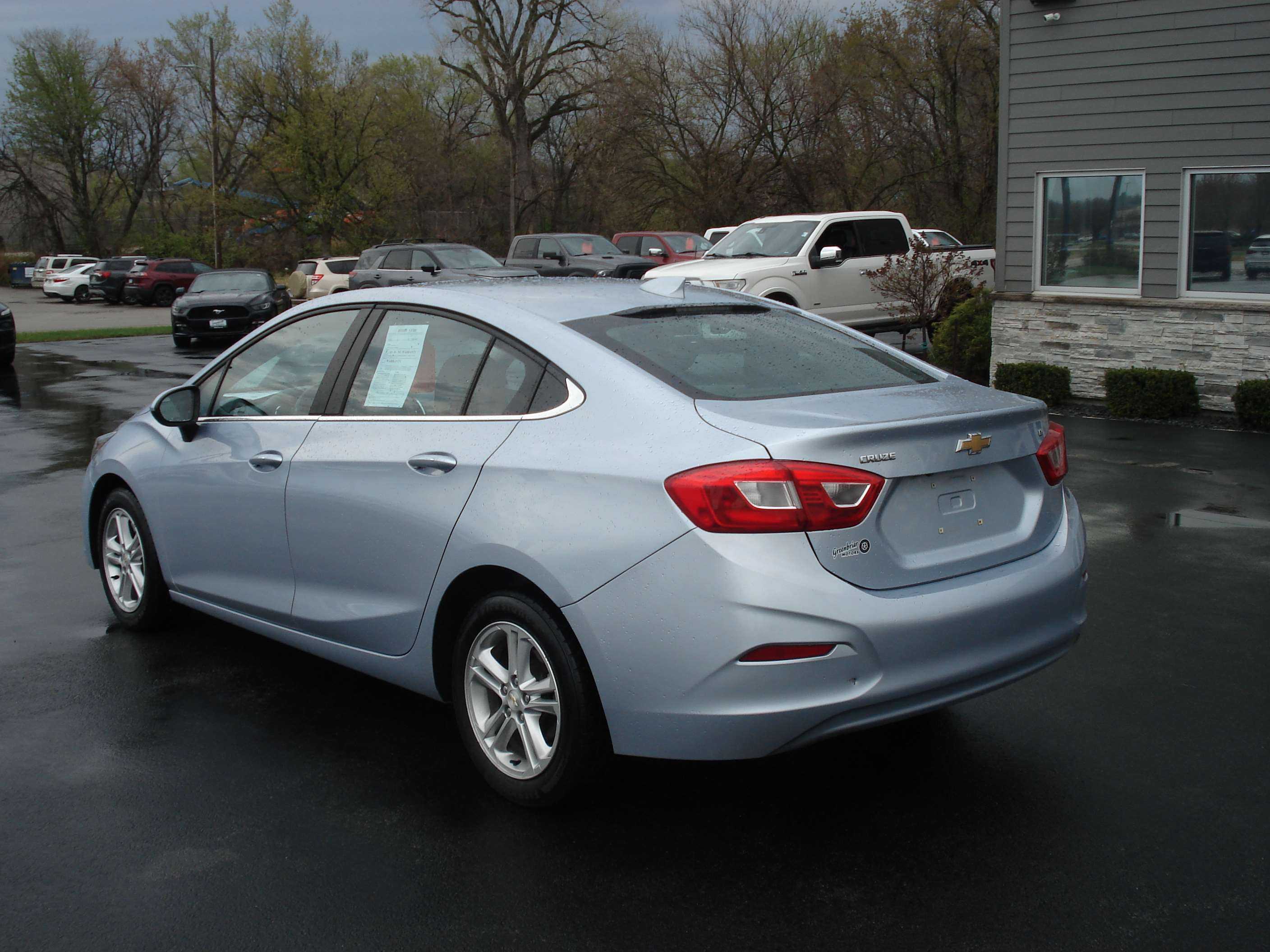 Chevrolet Cruze Image 8