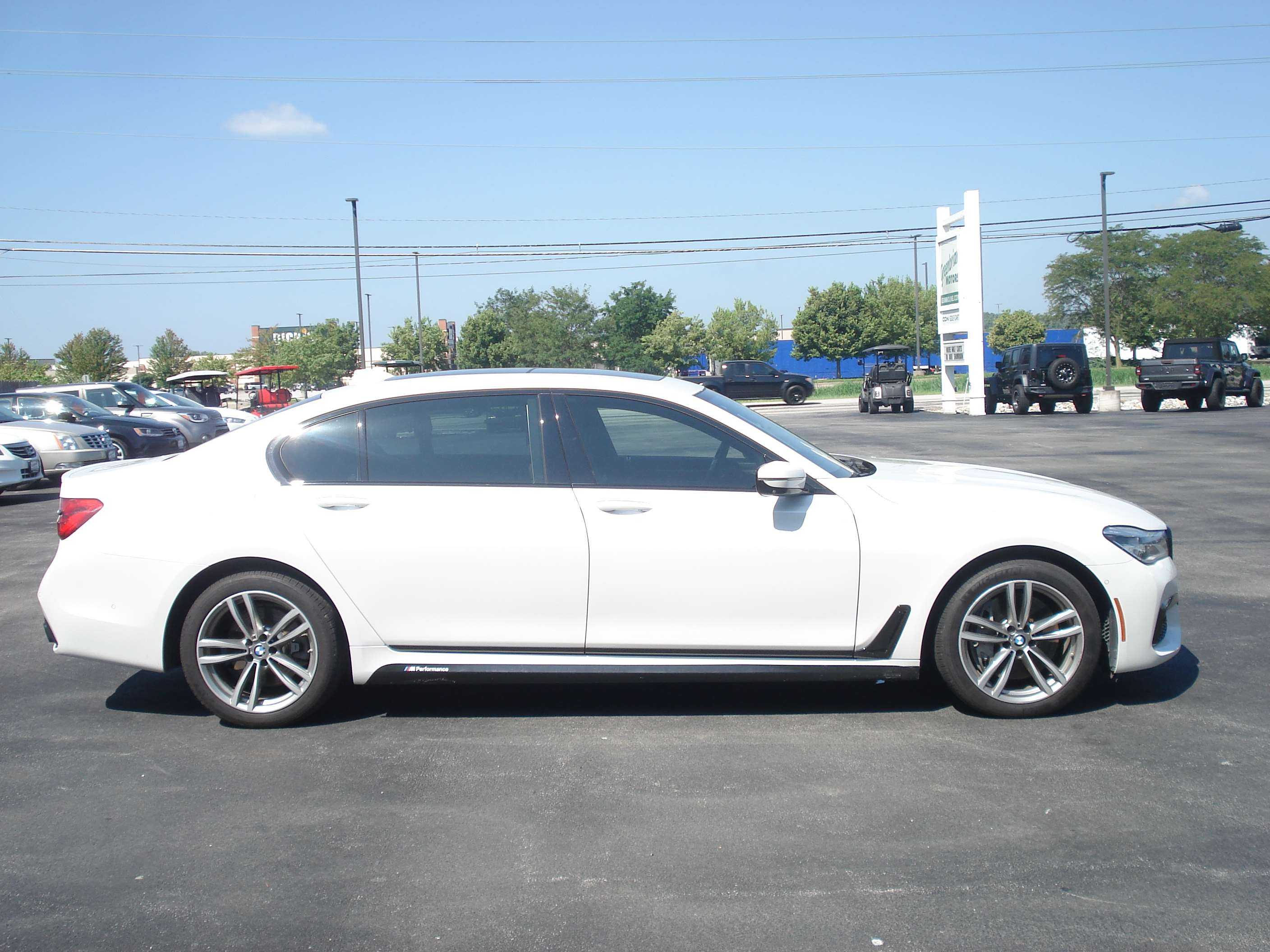 Bmw 7 Series Image 6