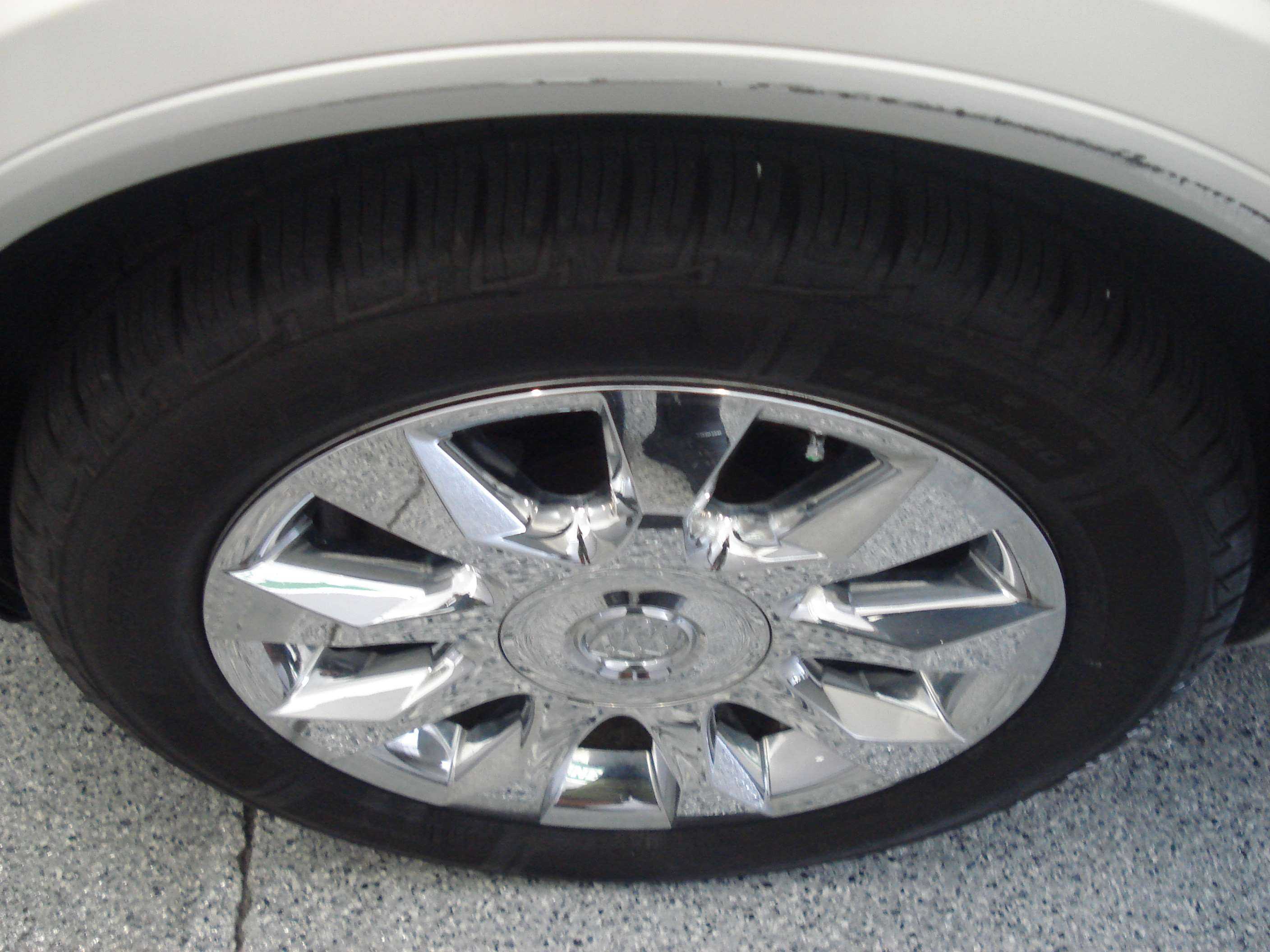 Buick Enclave Image 9