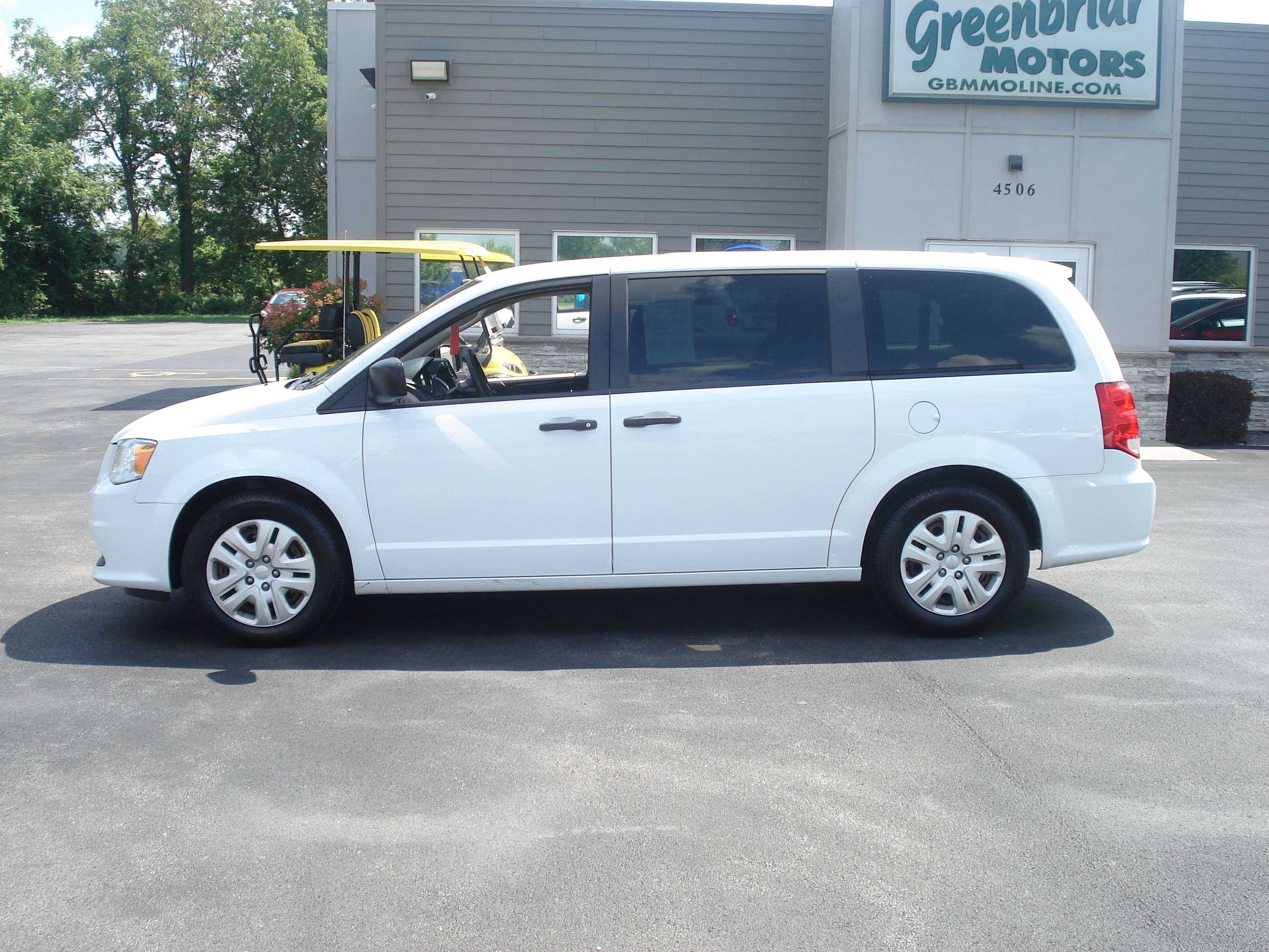 Dodge Grand Caravan Image 1