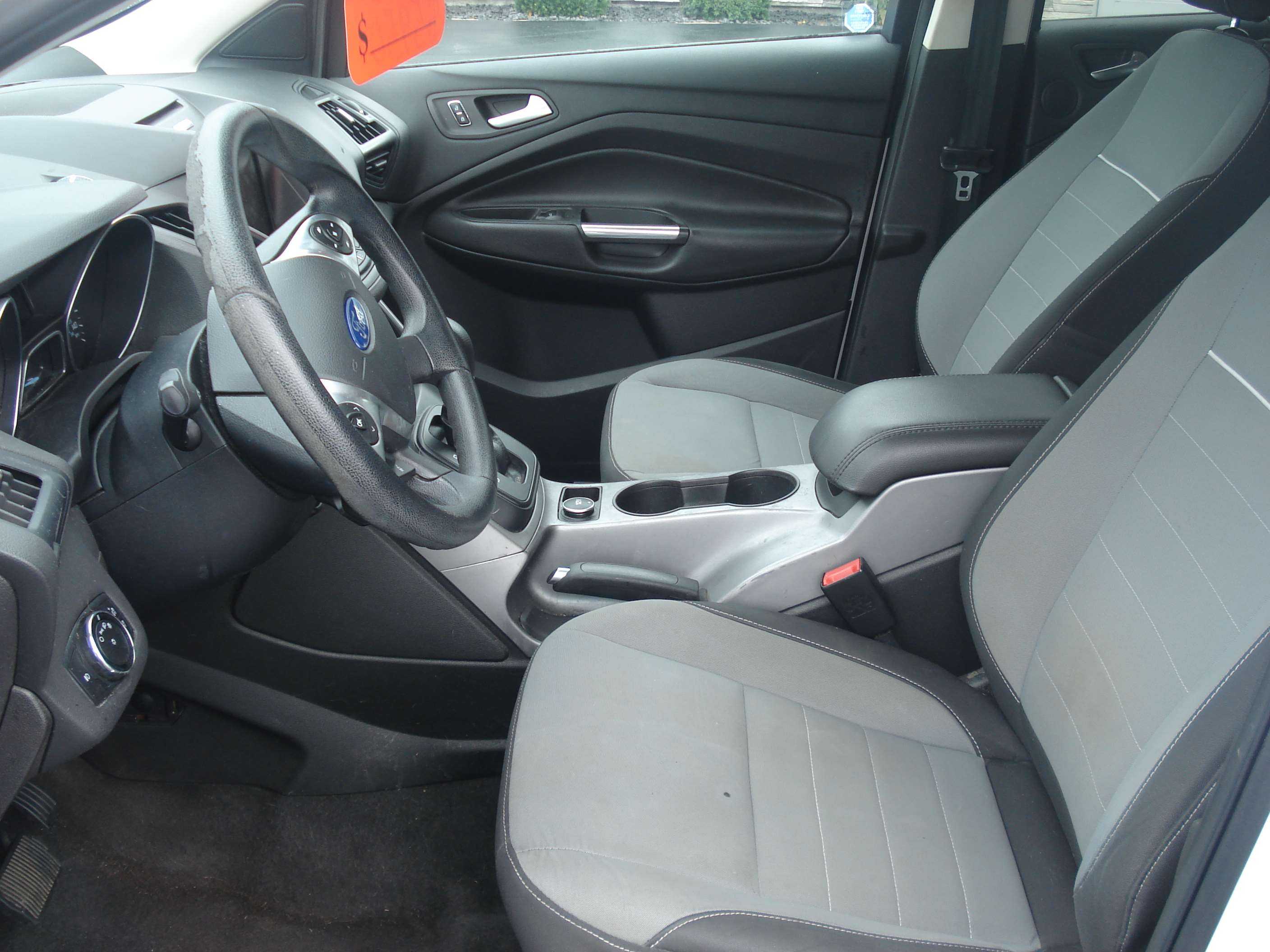 Ford Escape Image 11