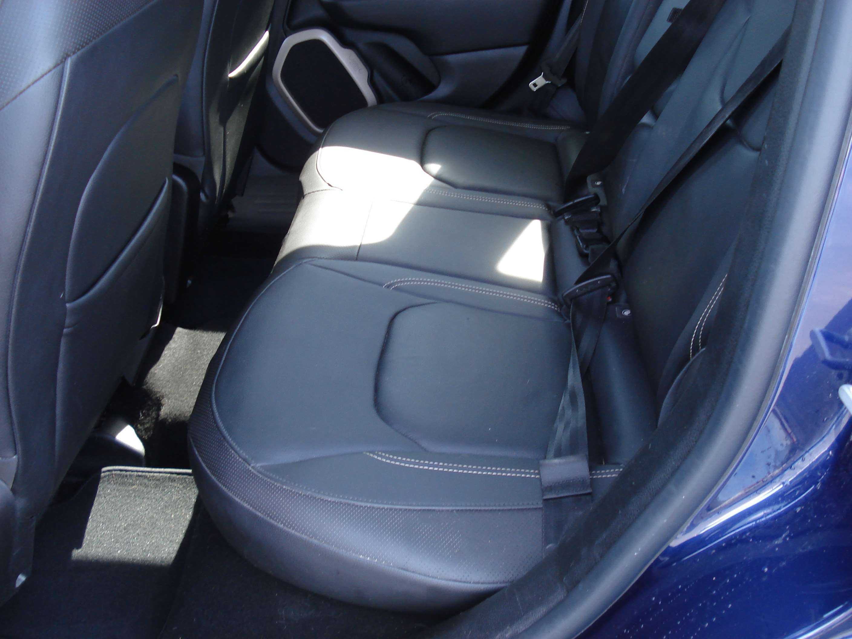 Jeep Renegade Image 11