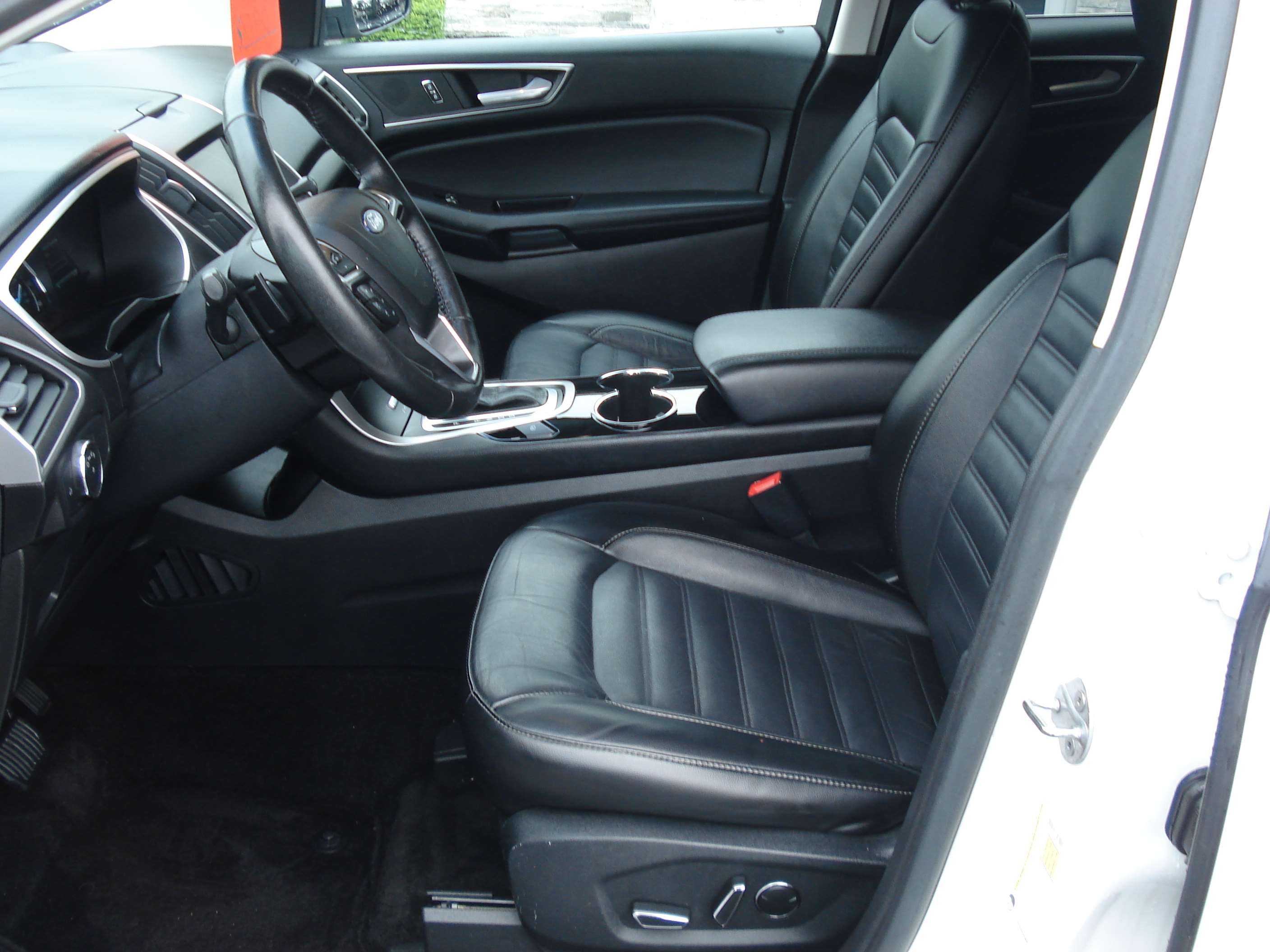 Ford Edge Image 11
