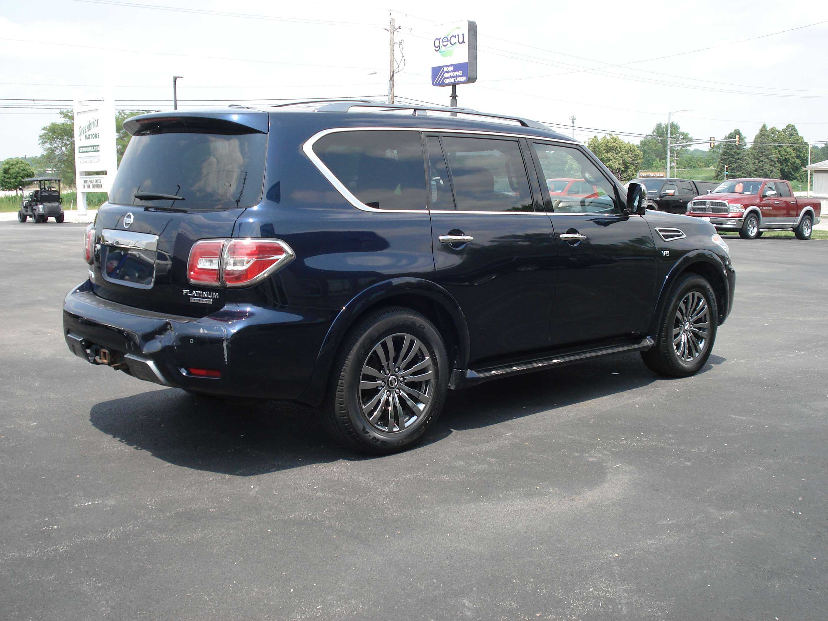 Nissan Armada Image 6