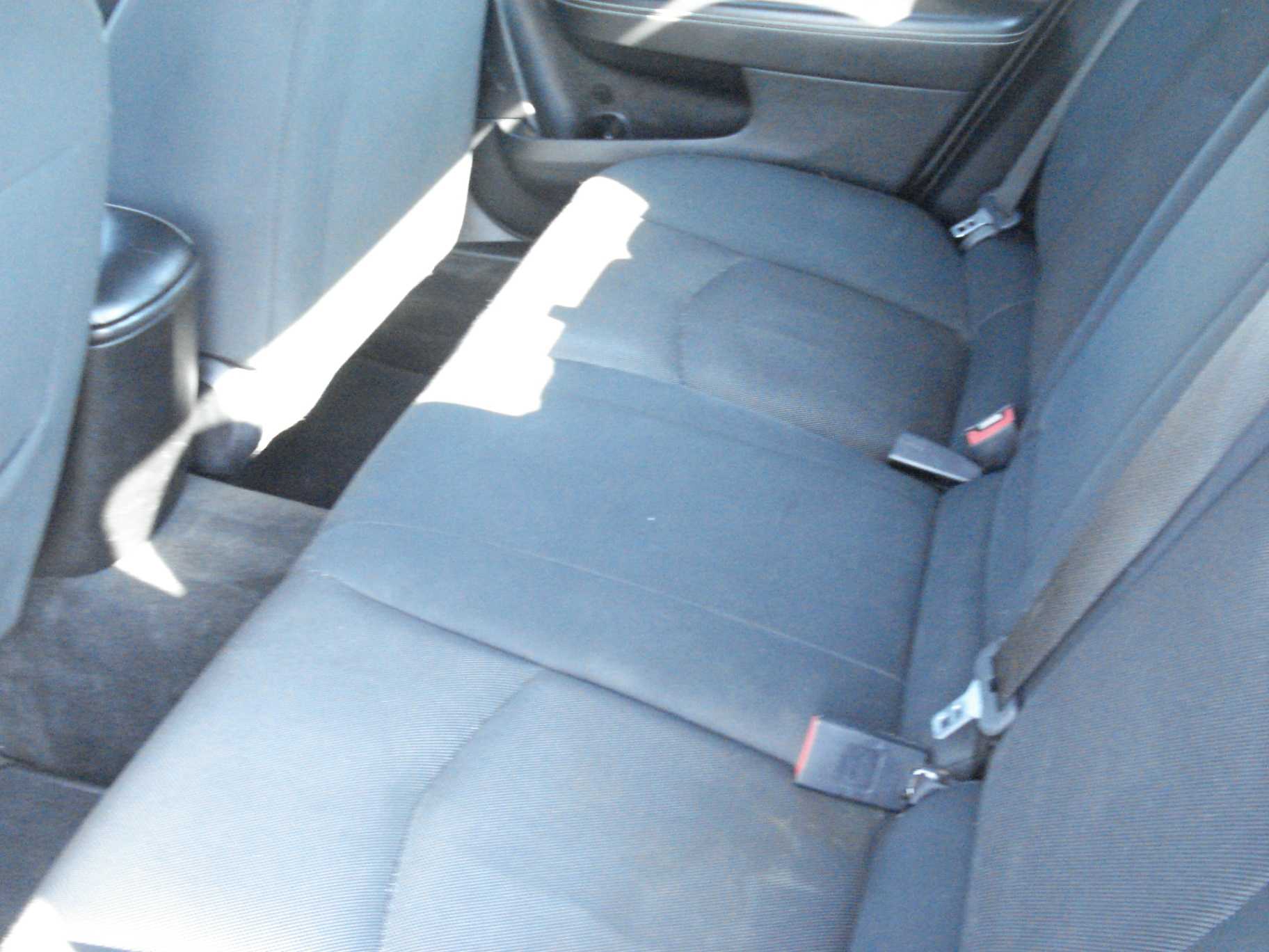 Dodge Avenger Image 9