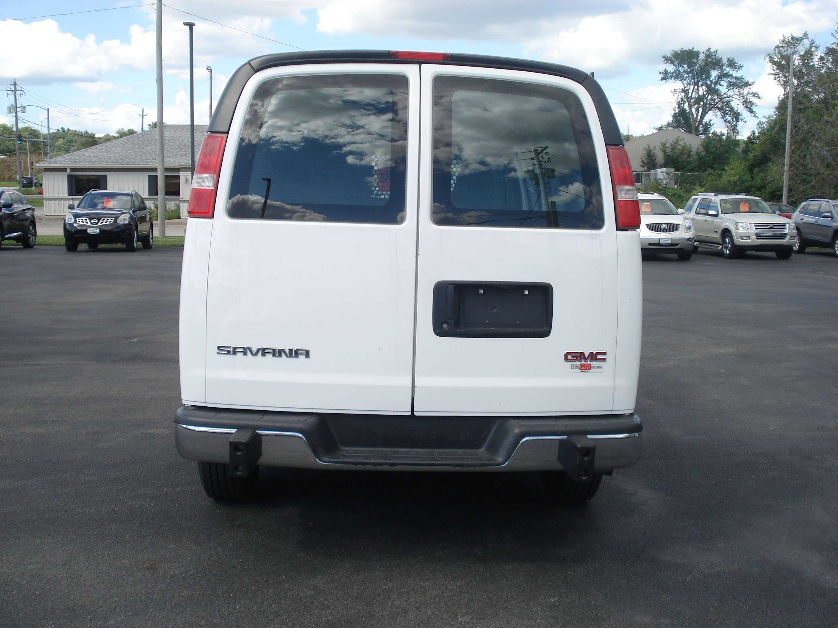 Gmc Savana Image 8