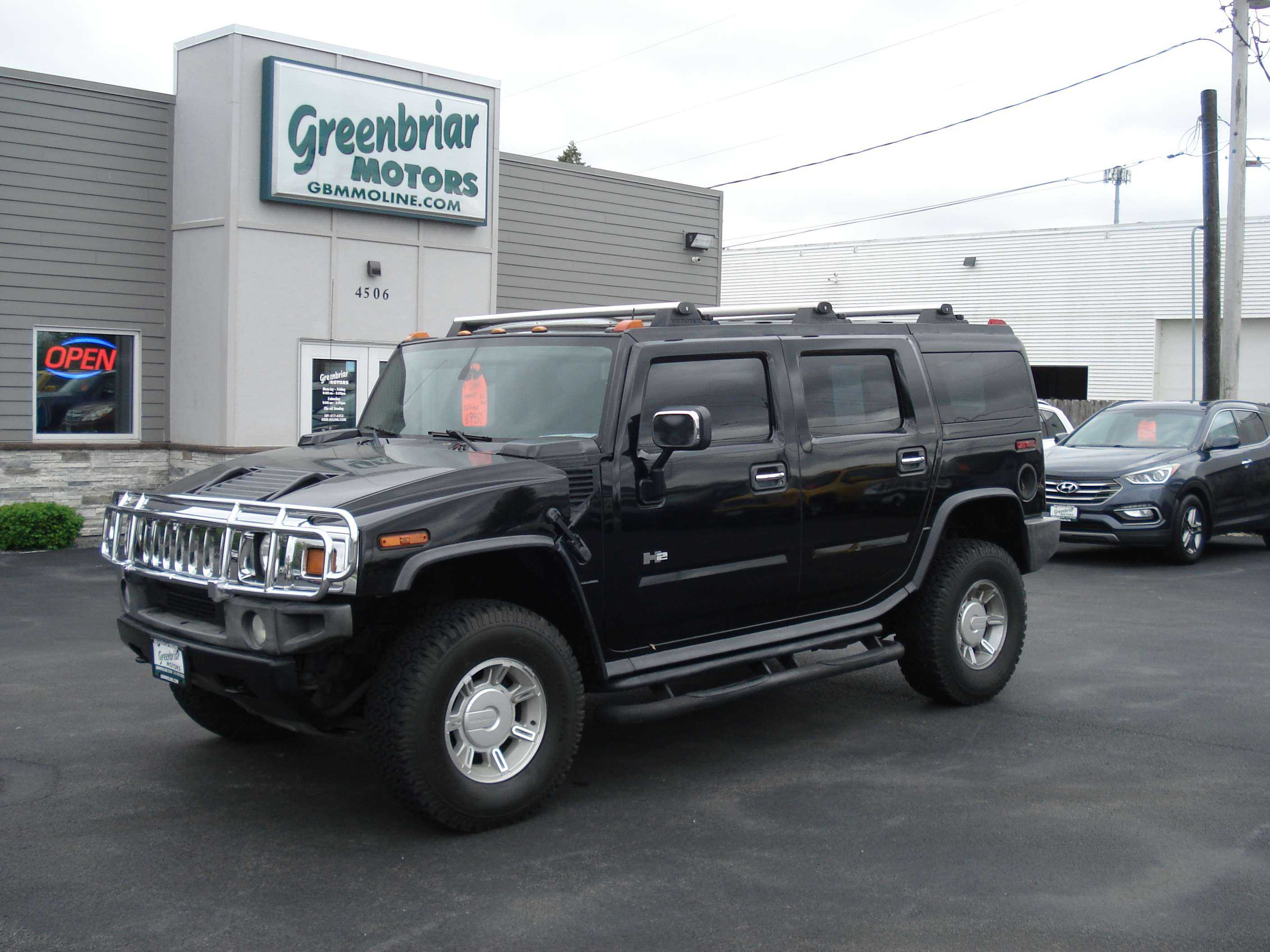 Hummer H2 Image 2