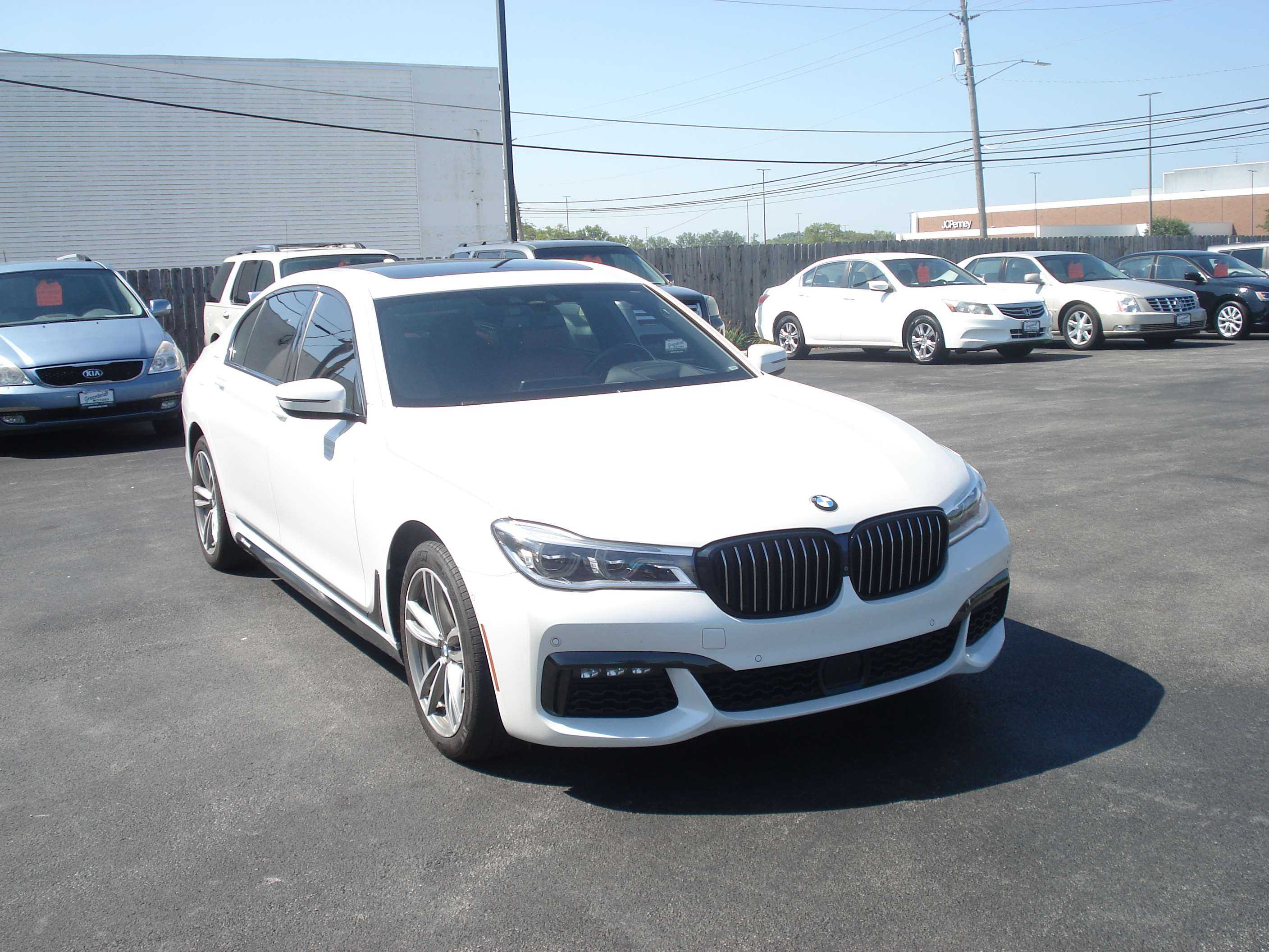 Bmw 7 Series Image 5