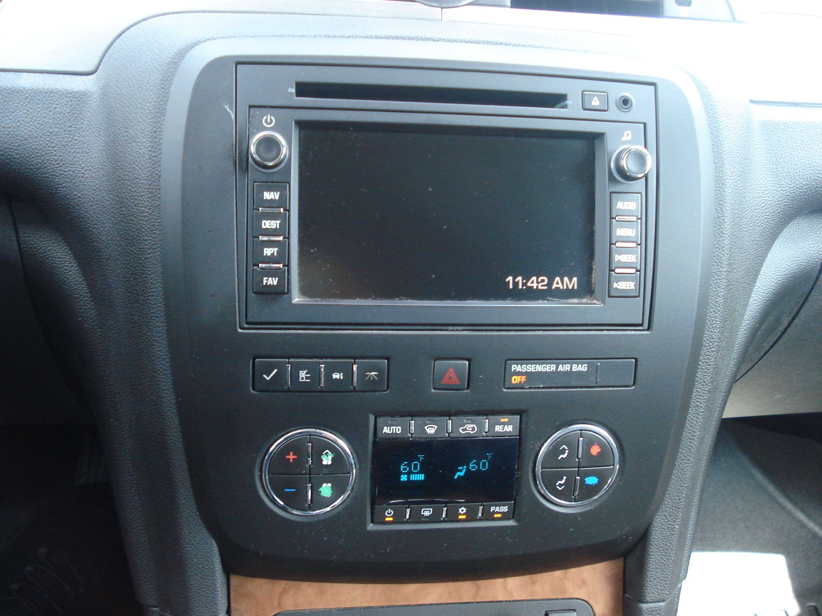Buick Enclave Image 14