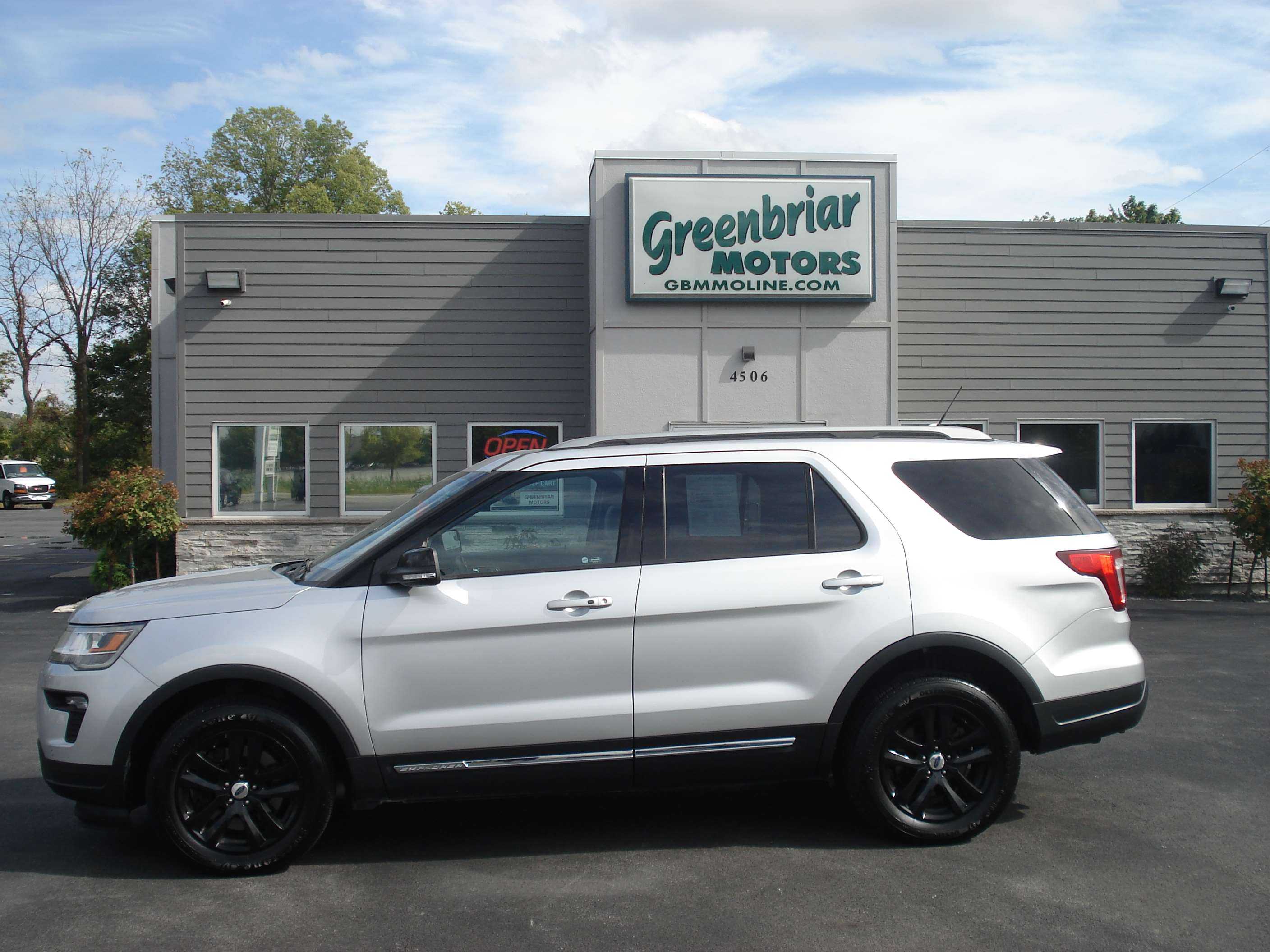 Ford Explorer Image 1