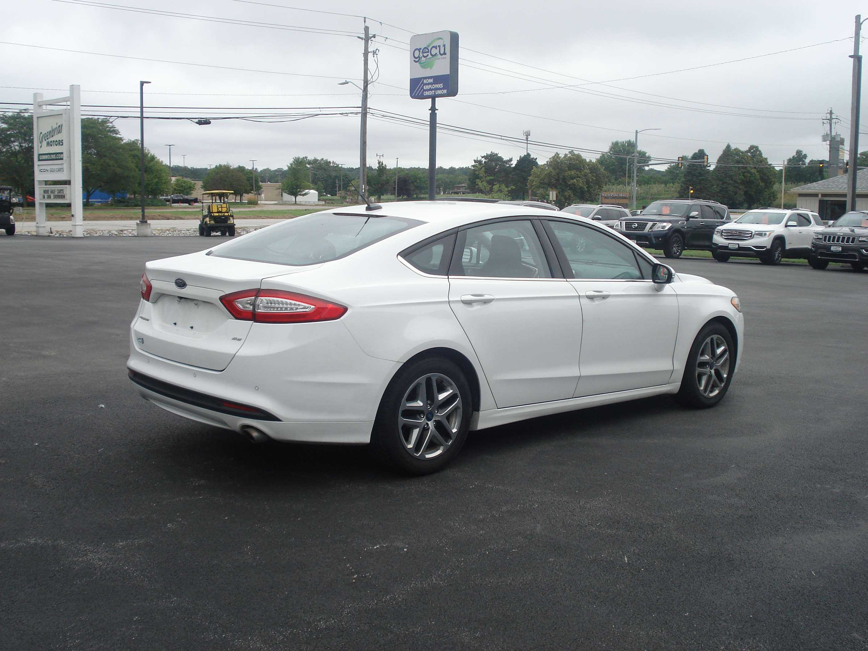 Ford Fusion Image 6