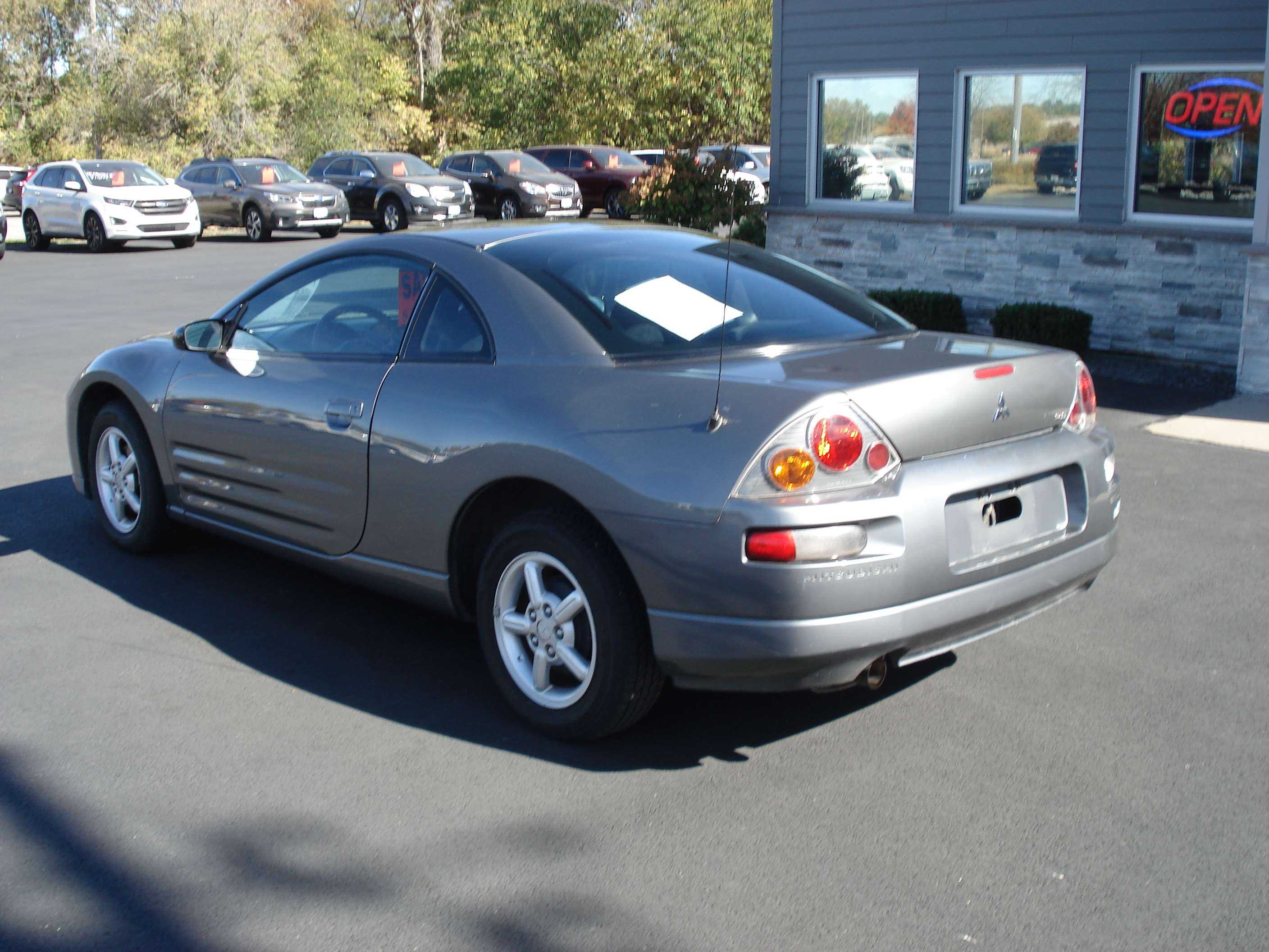 Mitsubishi Eclipse Image 8