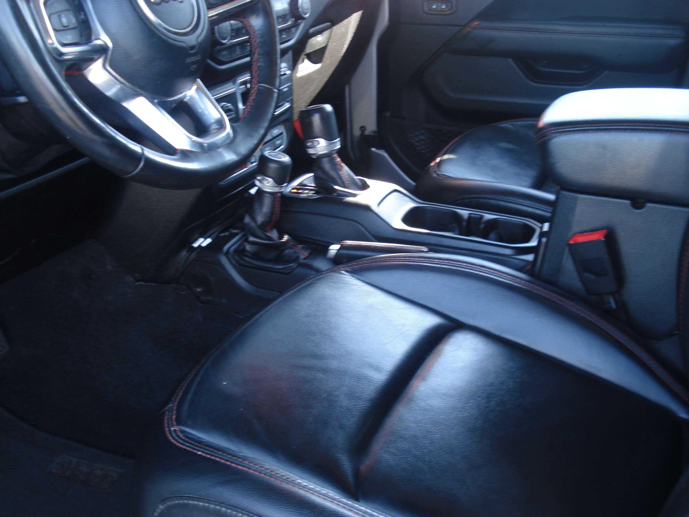 Jeep Gladiator Image 11