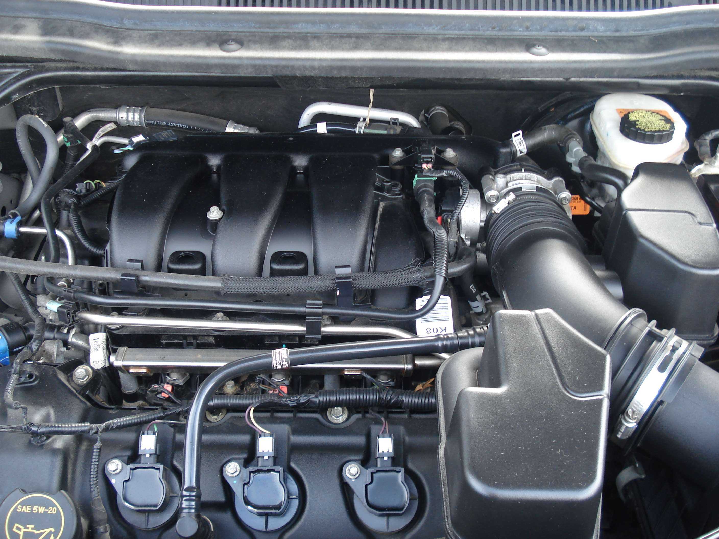 Ford Explorer Image 9