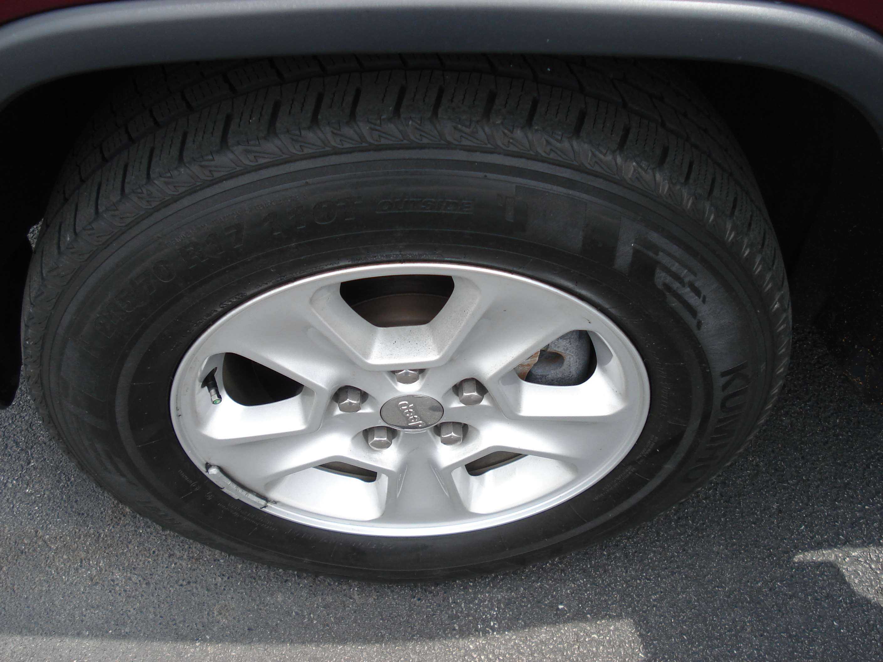 Jeep Grand Cherokee Image 10