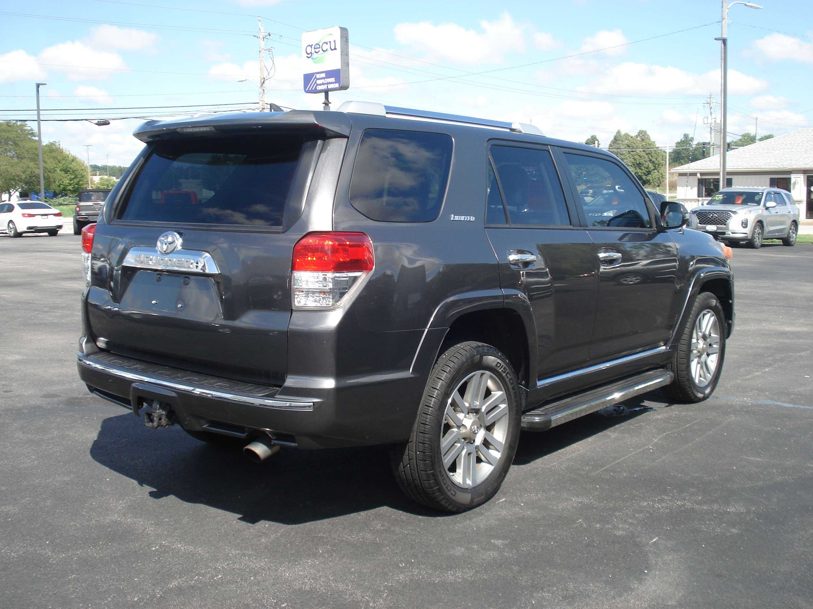 Toyota 4runner Image 6