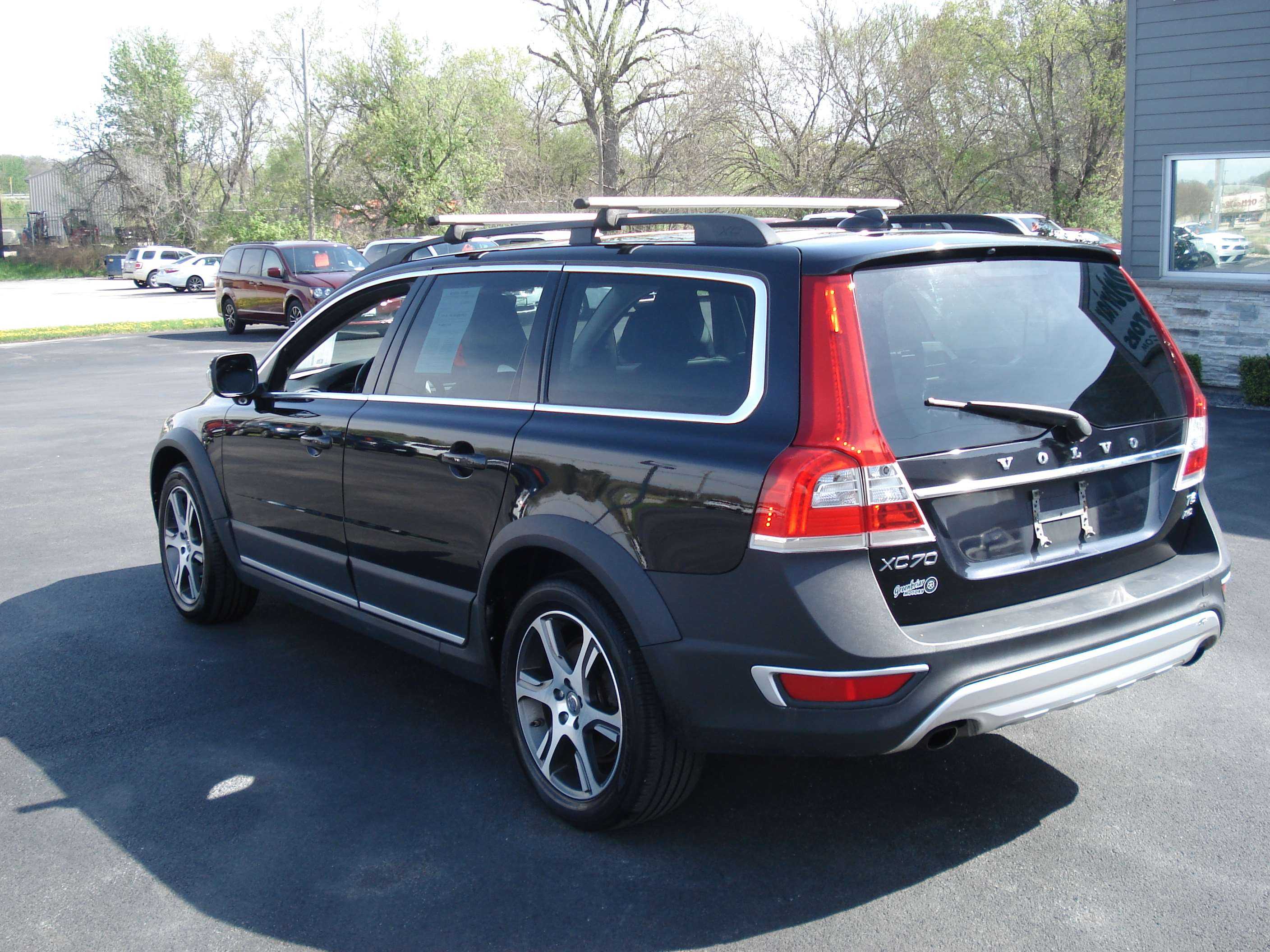 Volvo Xc70 Image 8