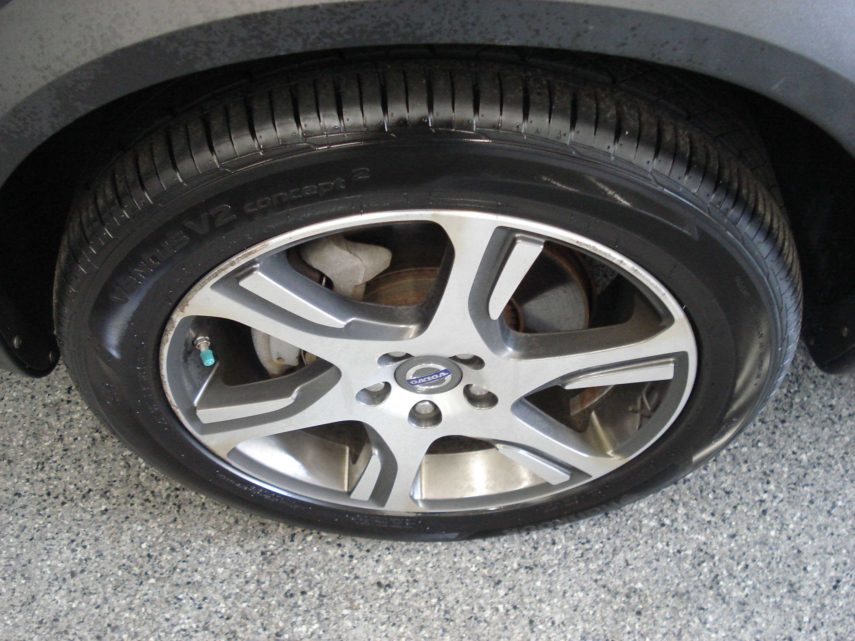 Volvo Xc70 Image 10