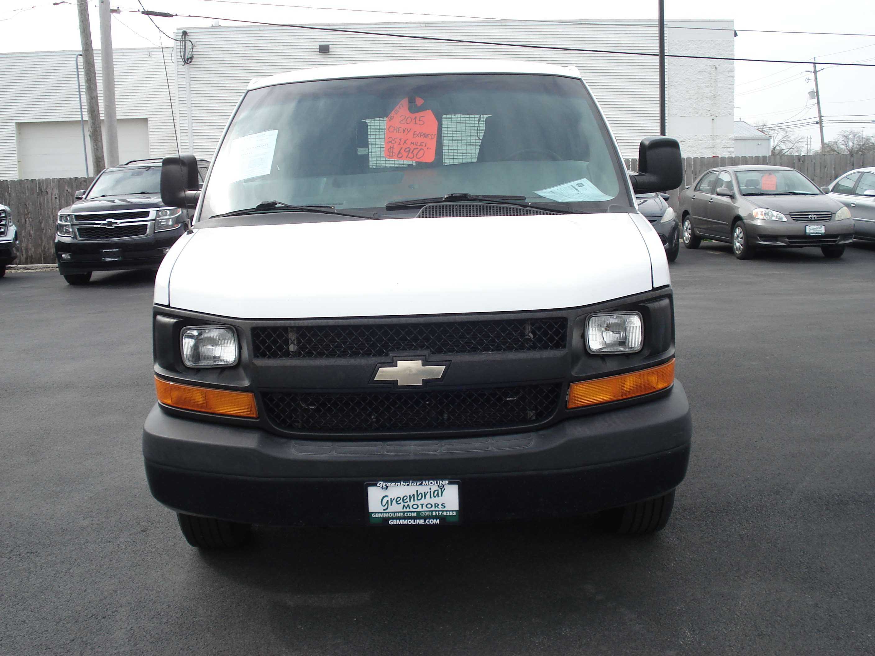 Chevrolet Express Image 8