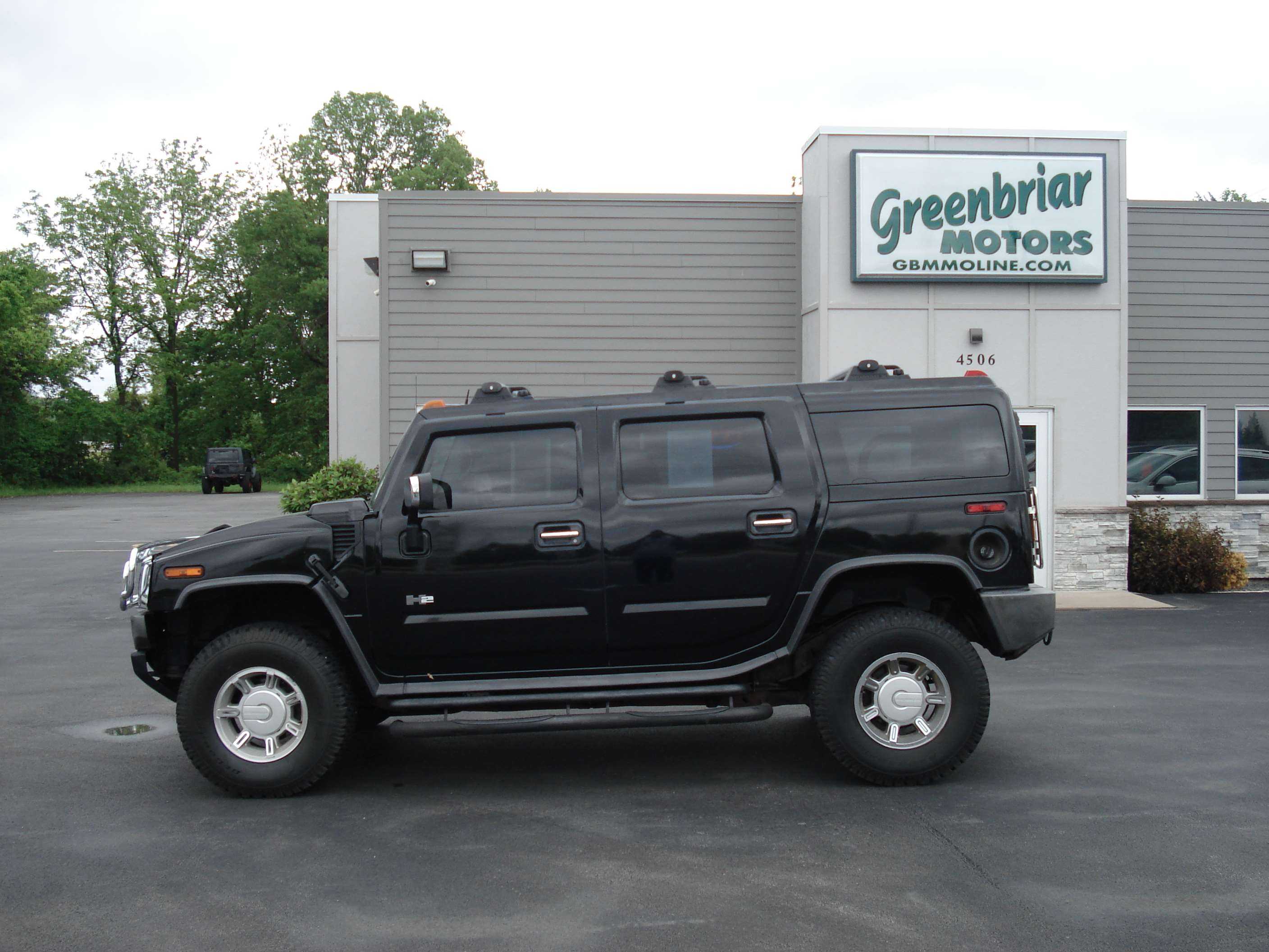 Hummer H2 Image 1