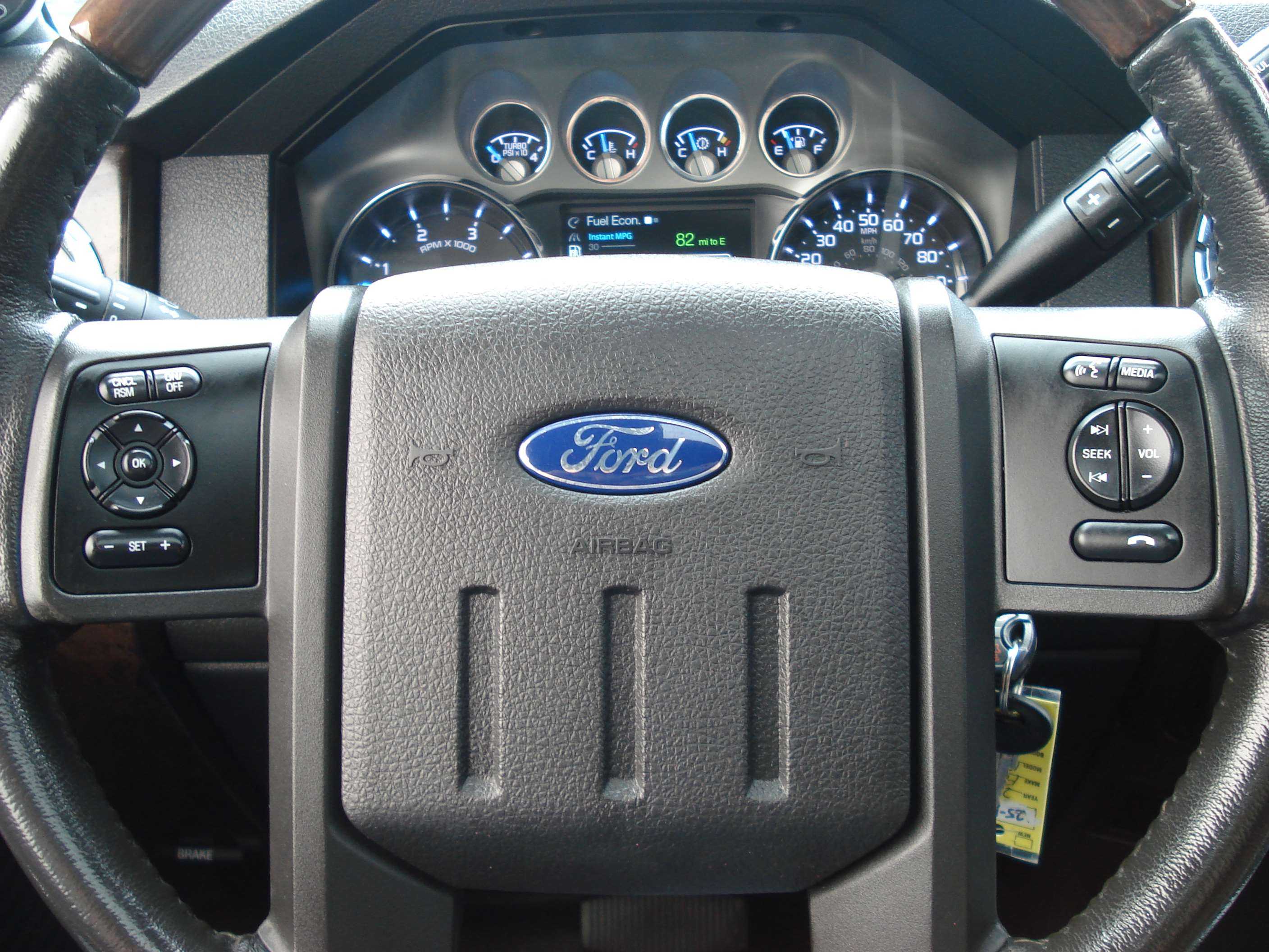 Ford F-250 Super Duty Image 18