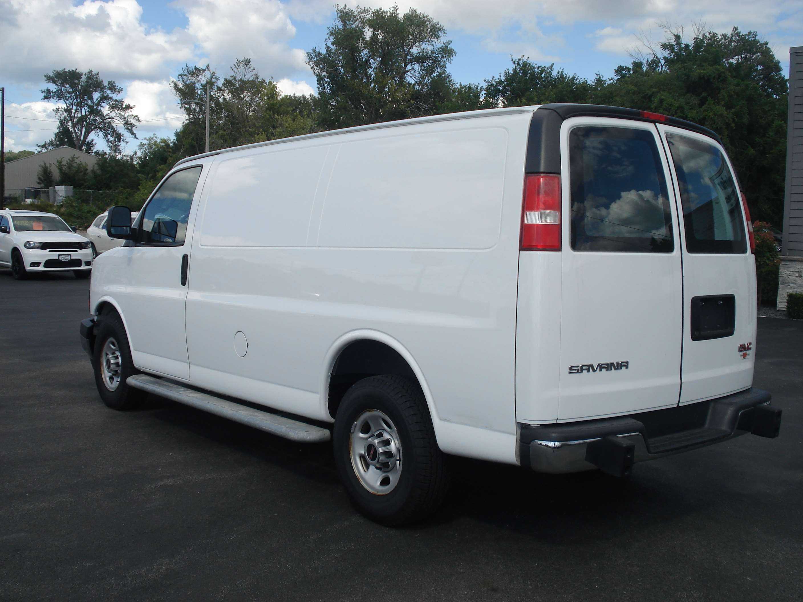 Gmc Savana Image 9