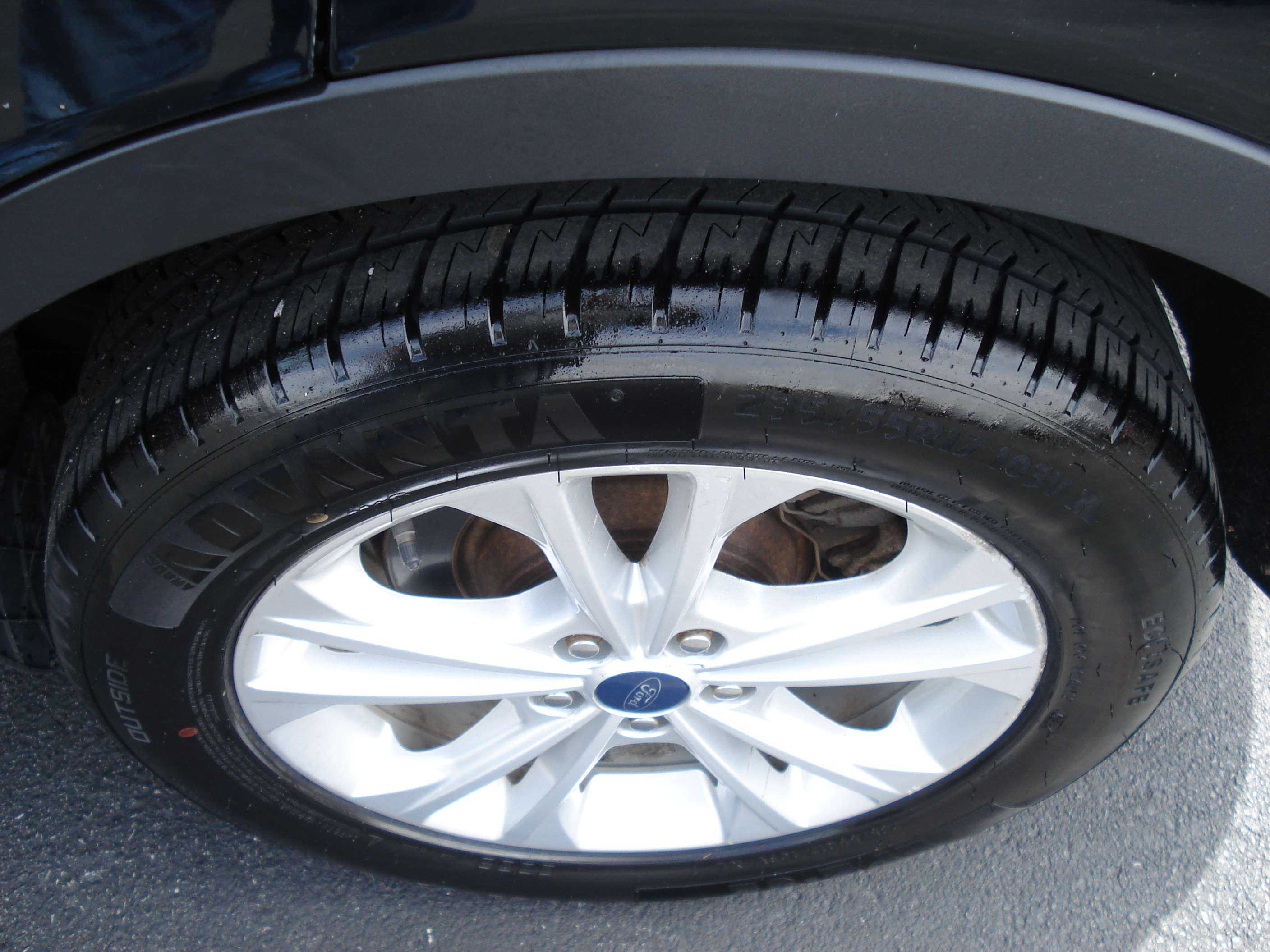 Ford Escape Image 10